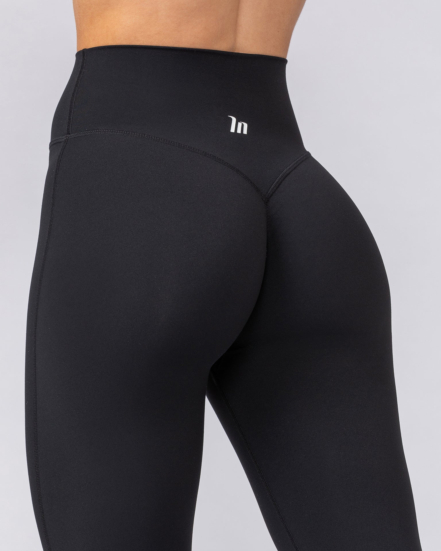Aura Peachy Invisible Scrunch Ankle Leggings - Black-Leggings-XXS-082507BLK-XXS-MNAPPRL43804-5-Muscle Nation