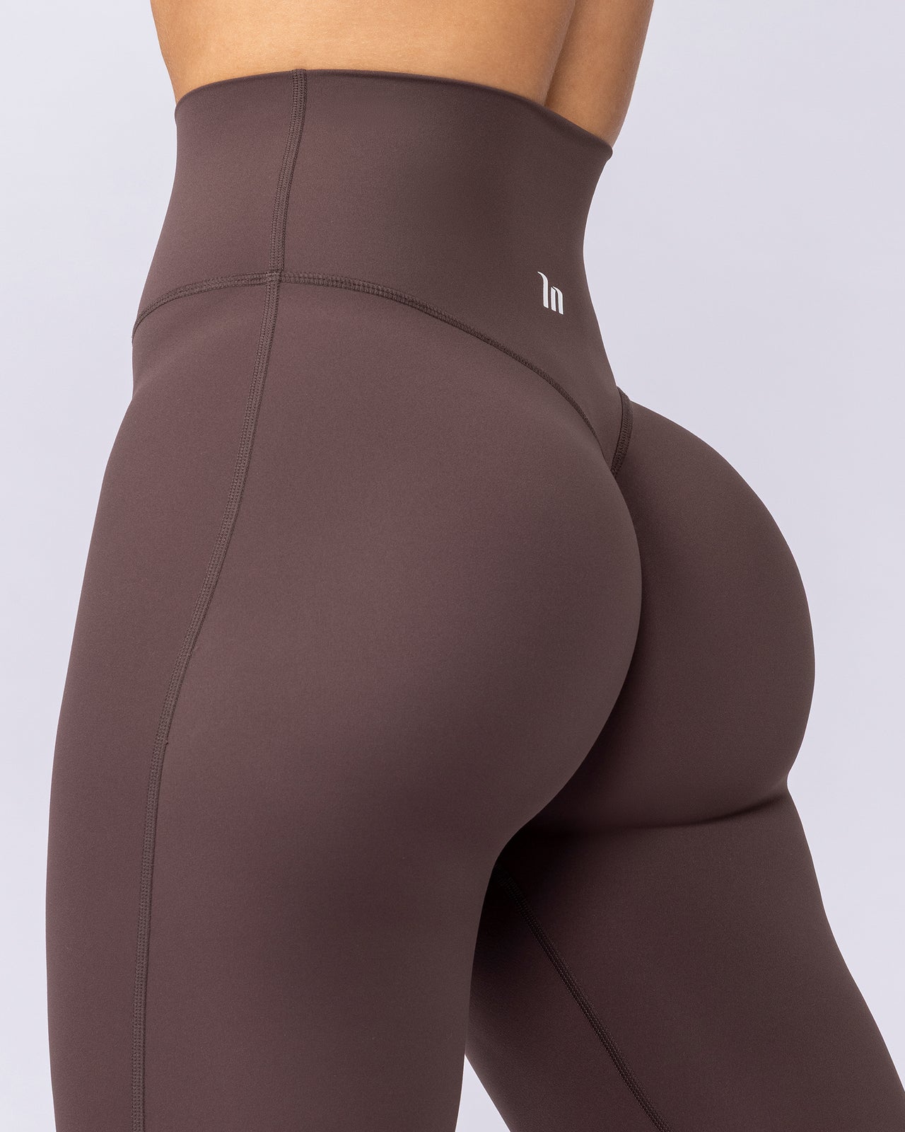 Aura Peachy High Invisible Scrunch Ankle Leggings - Cola