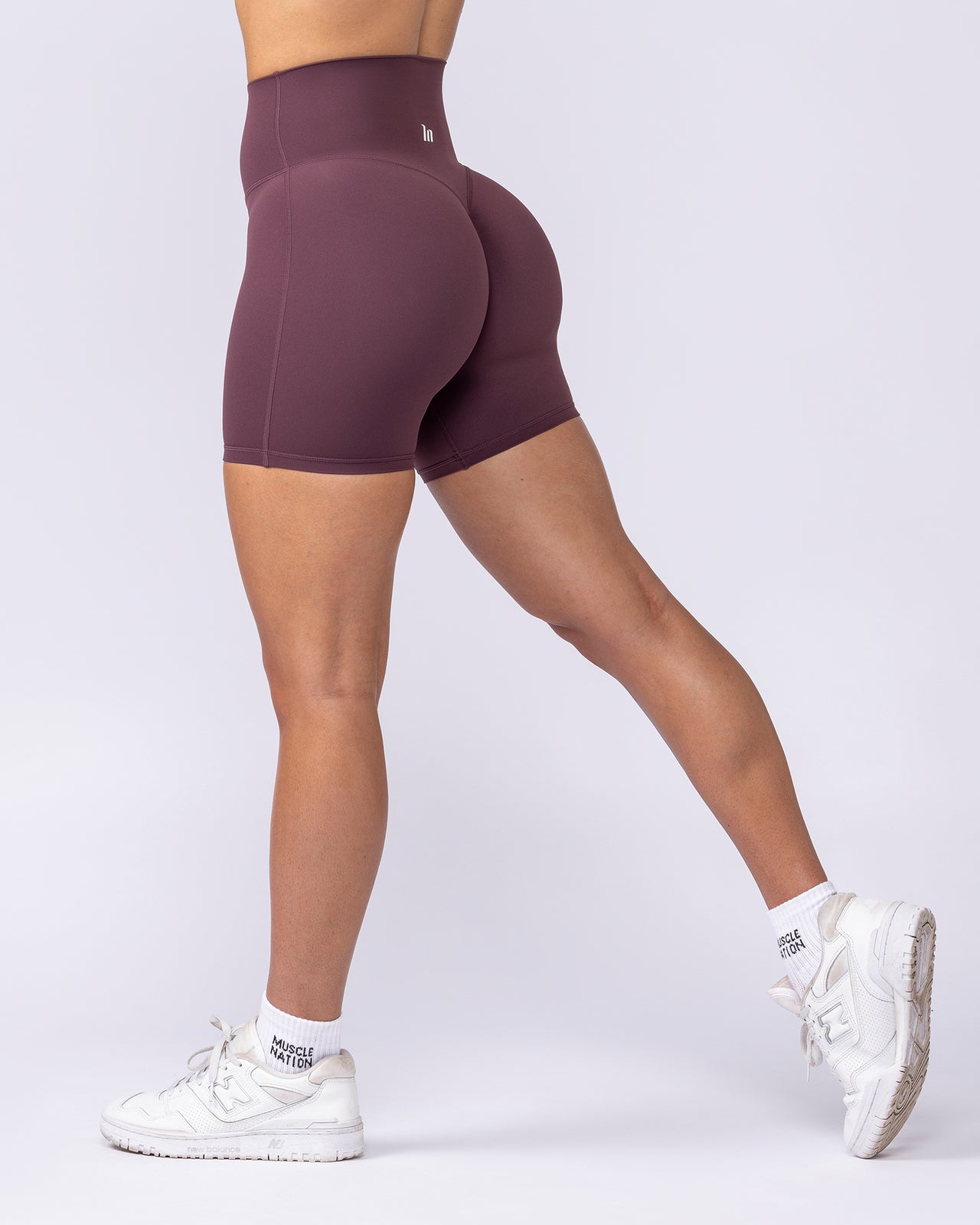 Aura Peachy High Invisible Scrunch Bike Shorts - Dark Cherry