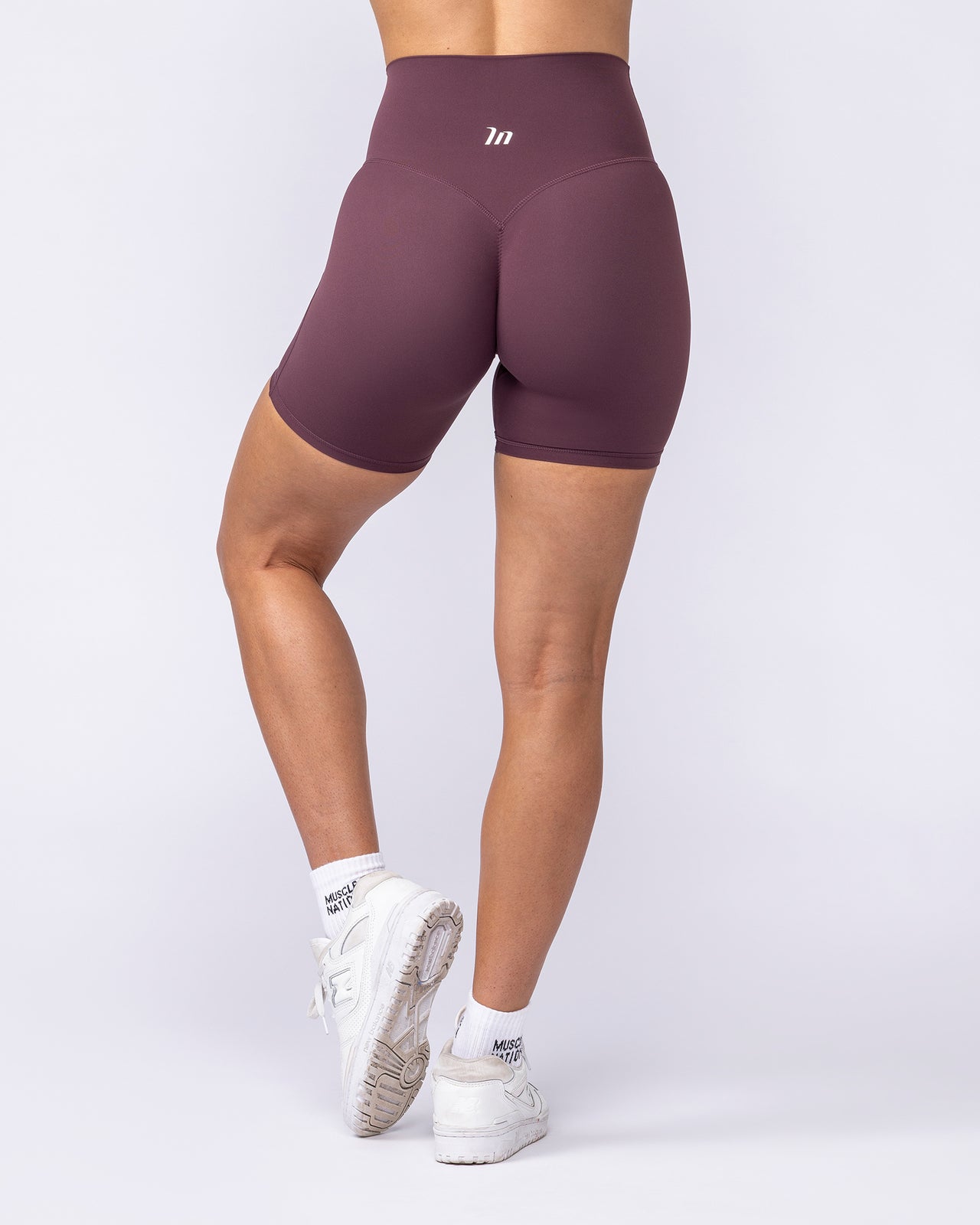 Aura Peachy High Invisible Scrunch Bike Shorts - Dark Cherry