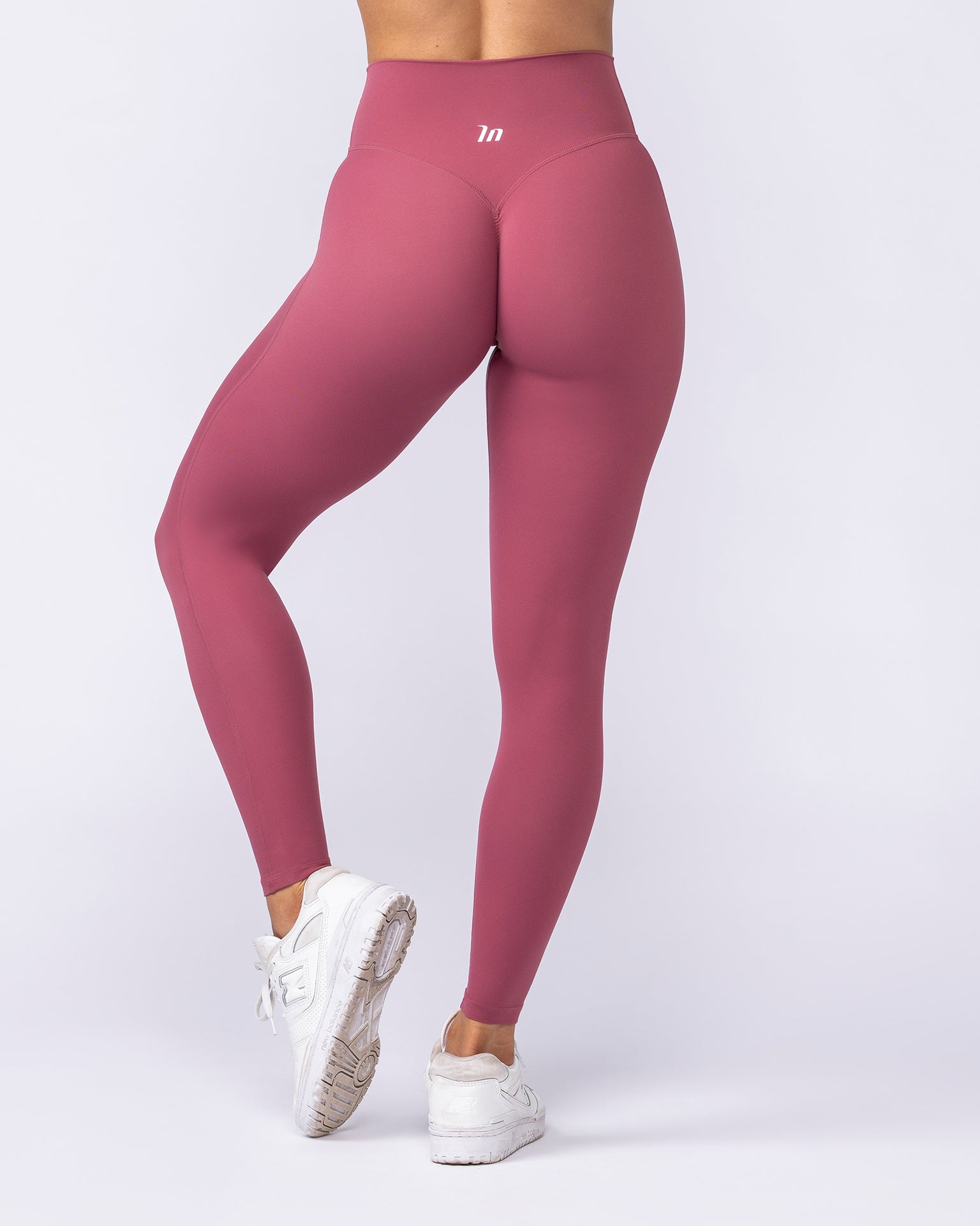 Aura Peachy Invisible Scrunch Ankle Leggings - Maple