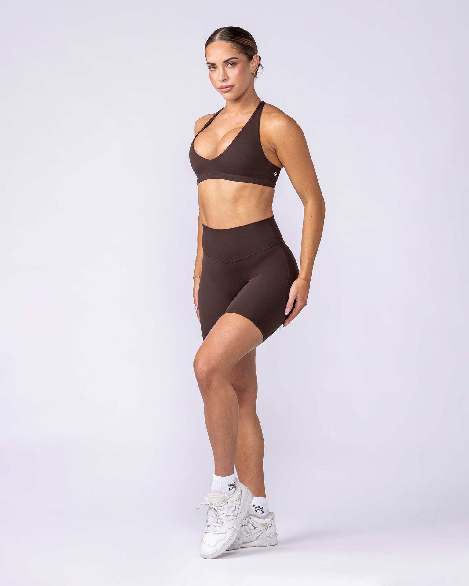 Aura Peachy Invisible Scrunch Bike Shorts - Cocoa