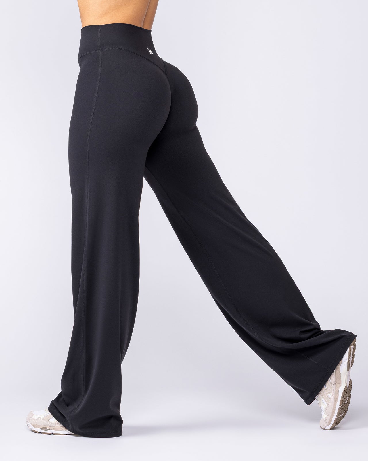 Aura Straight Leg Leggings Tall - Black