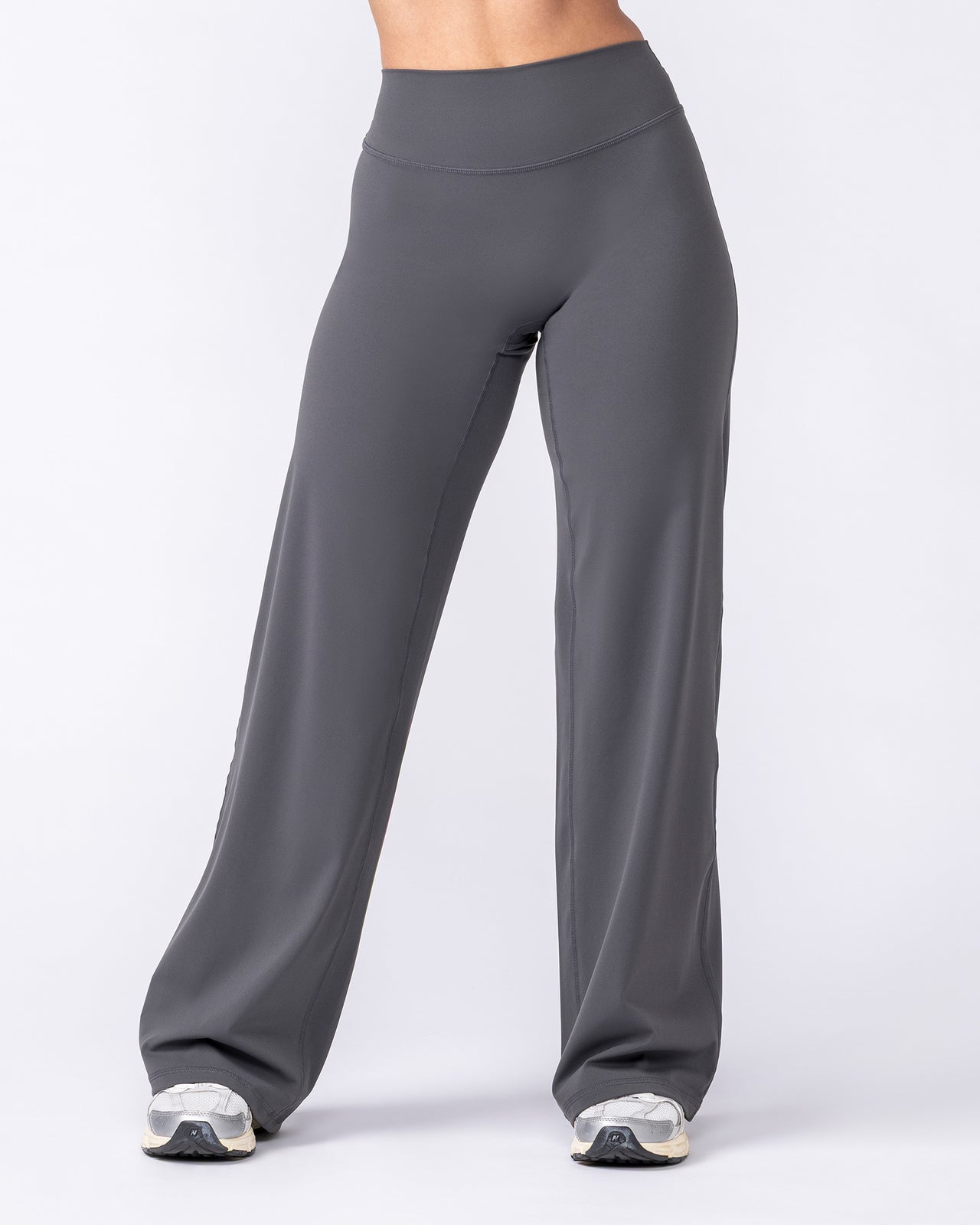 Aura Straight Leg Leggings - Phantom
