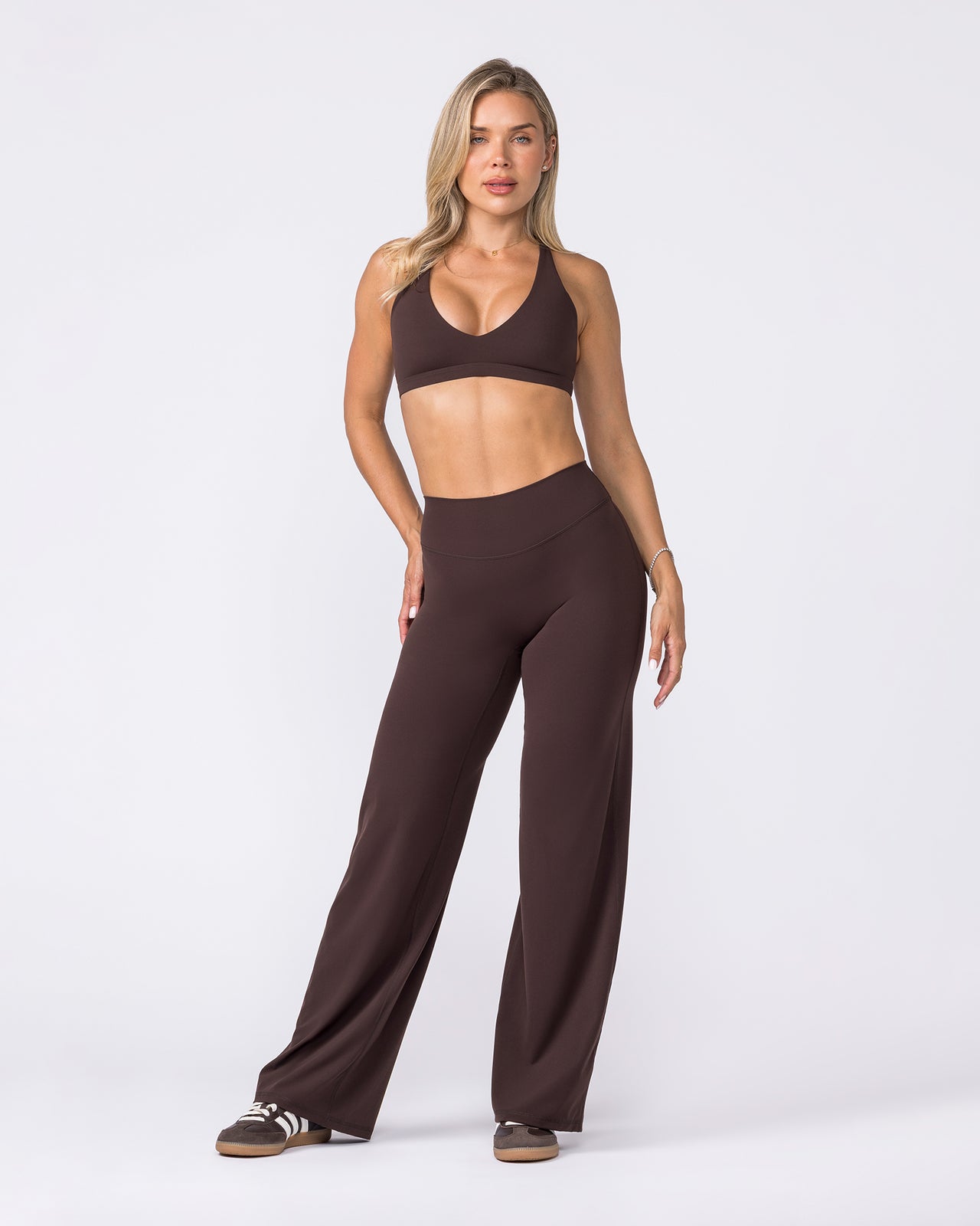 Aura Straight Leg Leggings Short - Cocoa-Leggings-XXS-032656SCOCOA-XXS-MNAPPRL51578-8-Muscle Nation