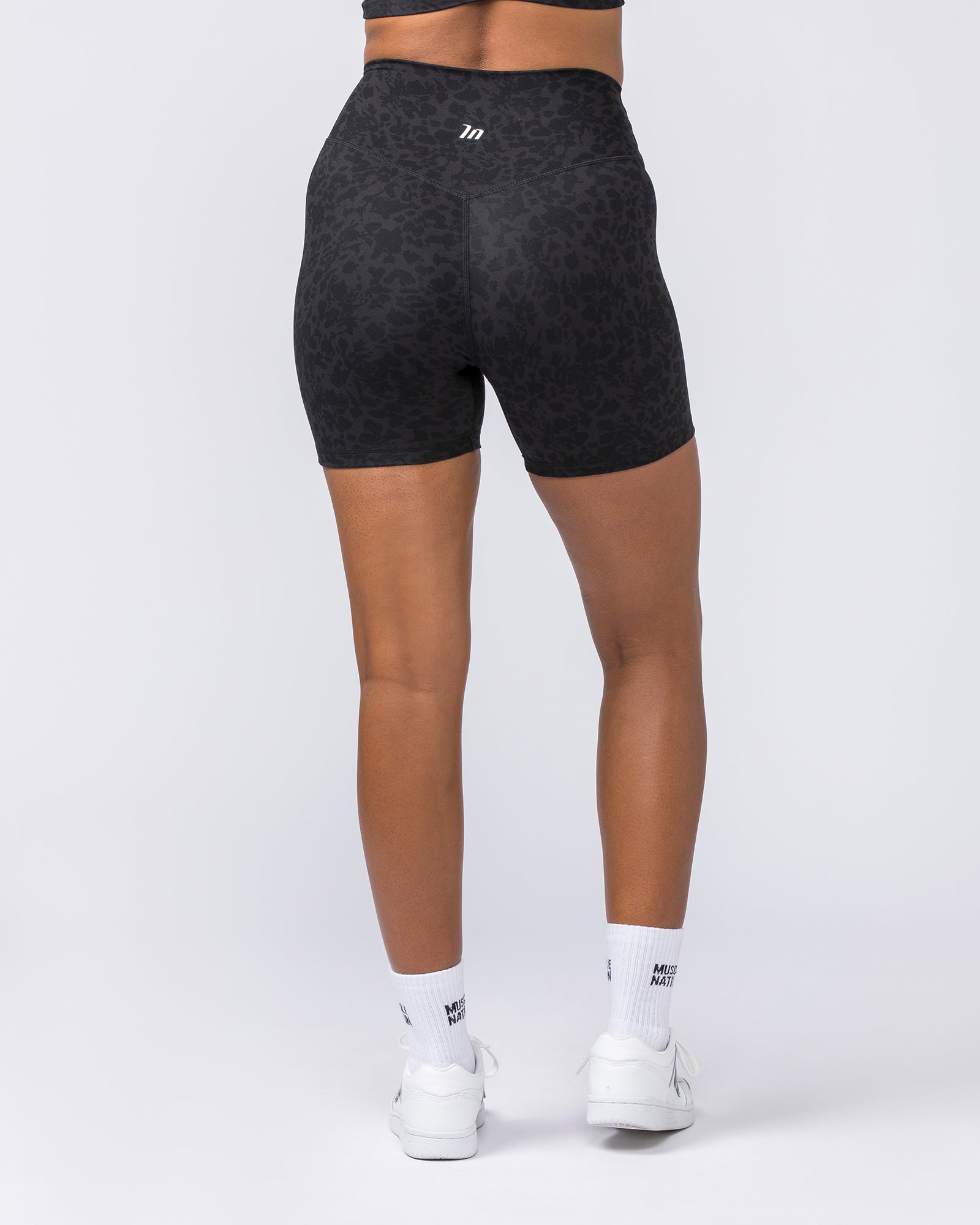 Zero Rise Everyday Bike Shorts - Monochrome Abstract Print