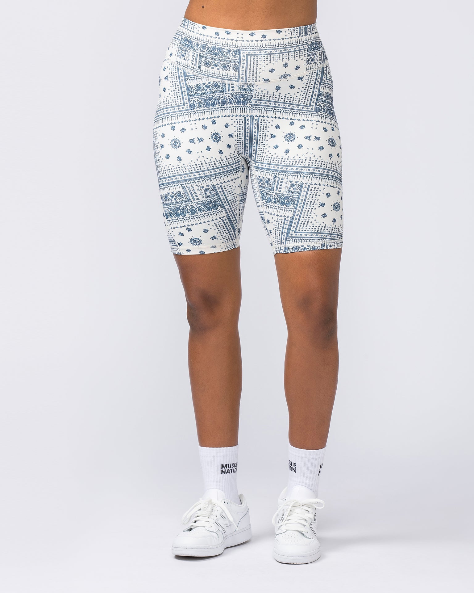 Zero Rise Everyday Referee Length Shorts - Sahara Paisley Print-Shorts-XXS-112306SAHAPAISL-XXS-MNAPPRL26587-2-Muscle Nation