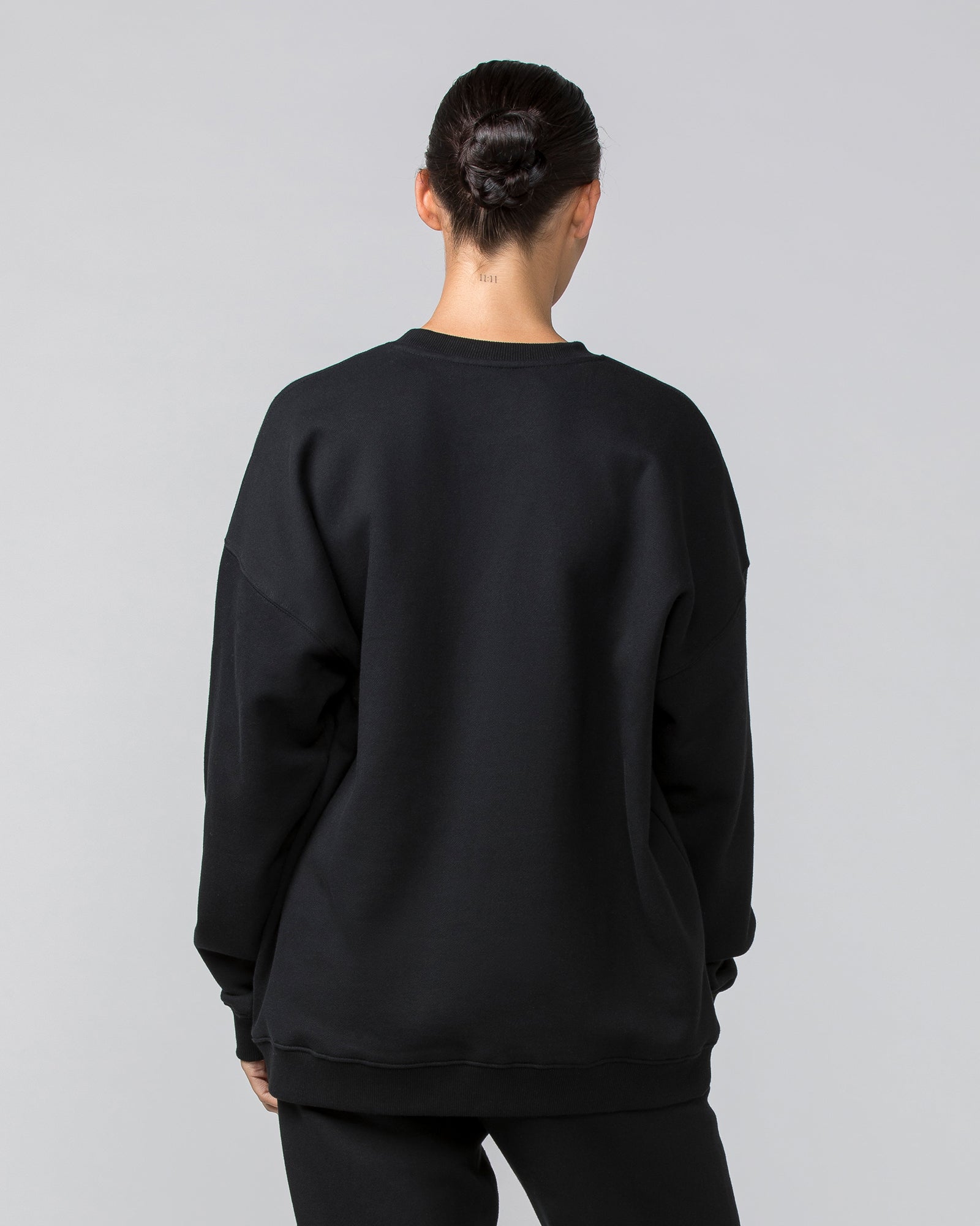 Weekend Oversized Pullover - Black