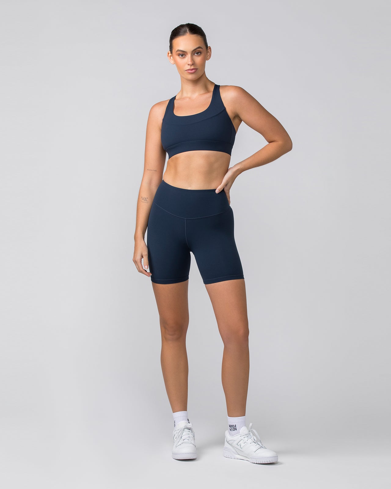 Contour Aura Bike Shorts - Navy-Shorts-XXS-042405NAVY-XXS-MNAPPRL30055-6-Muscle Nation