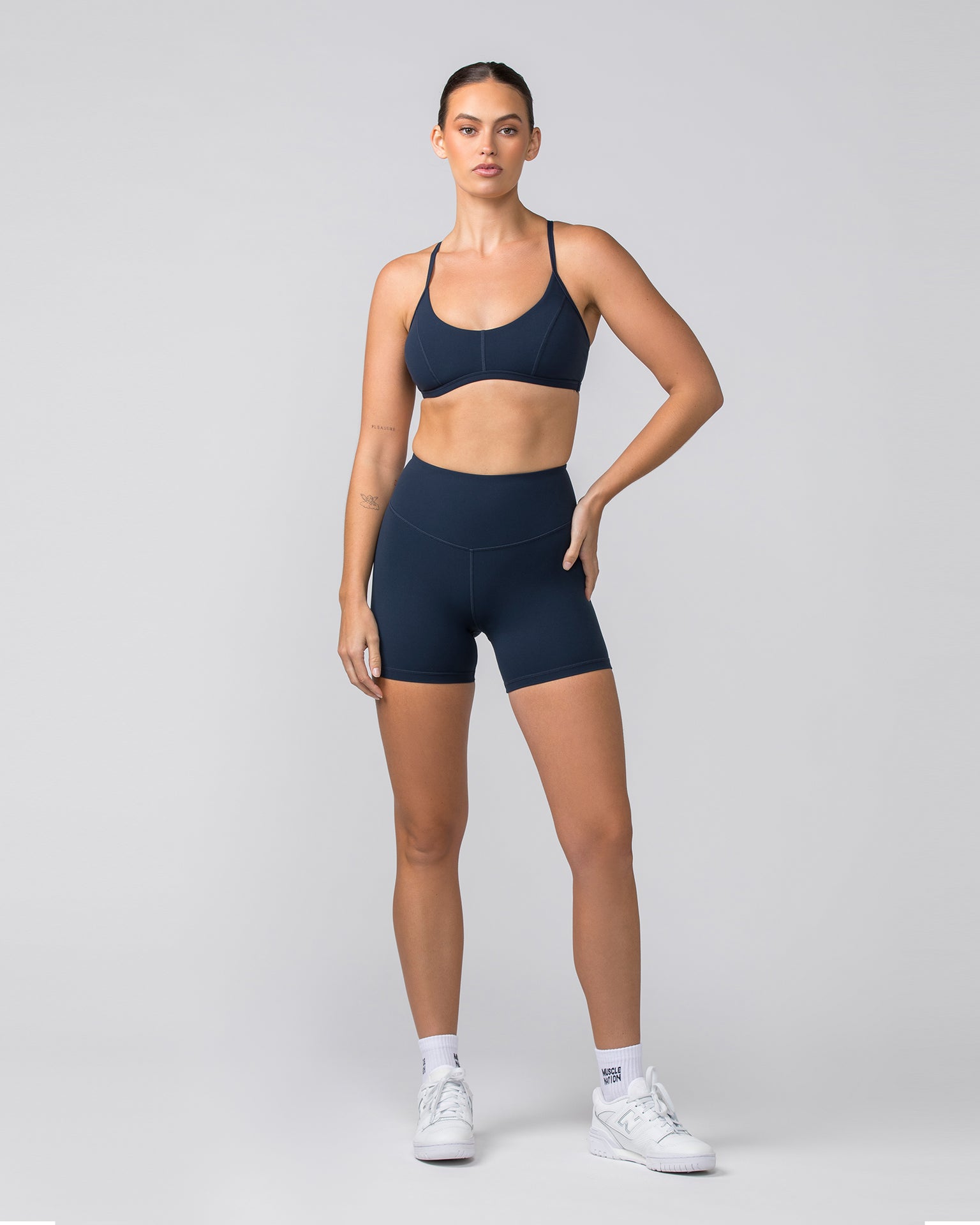 Contour Aura Midway Shorts - Navy-Shorts-XXS-042404NAVY-XXS-MNAPPRL30019-6-Muscle Nation