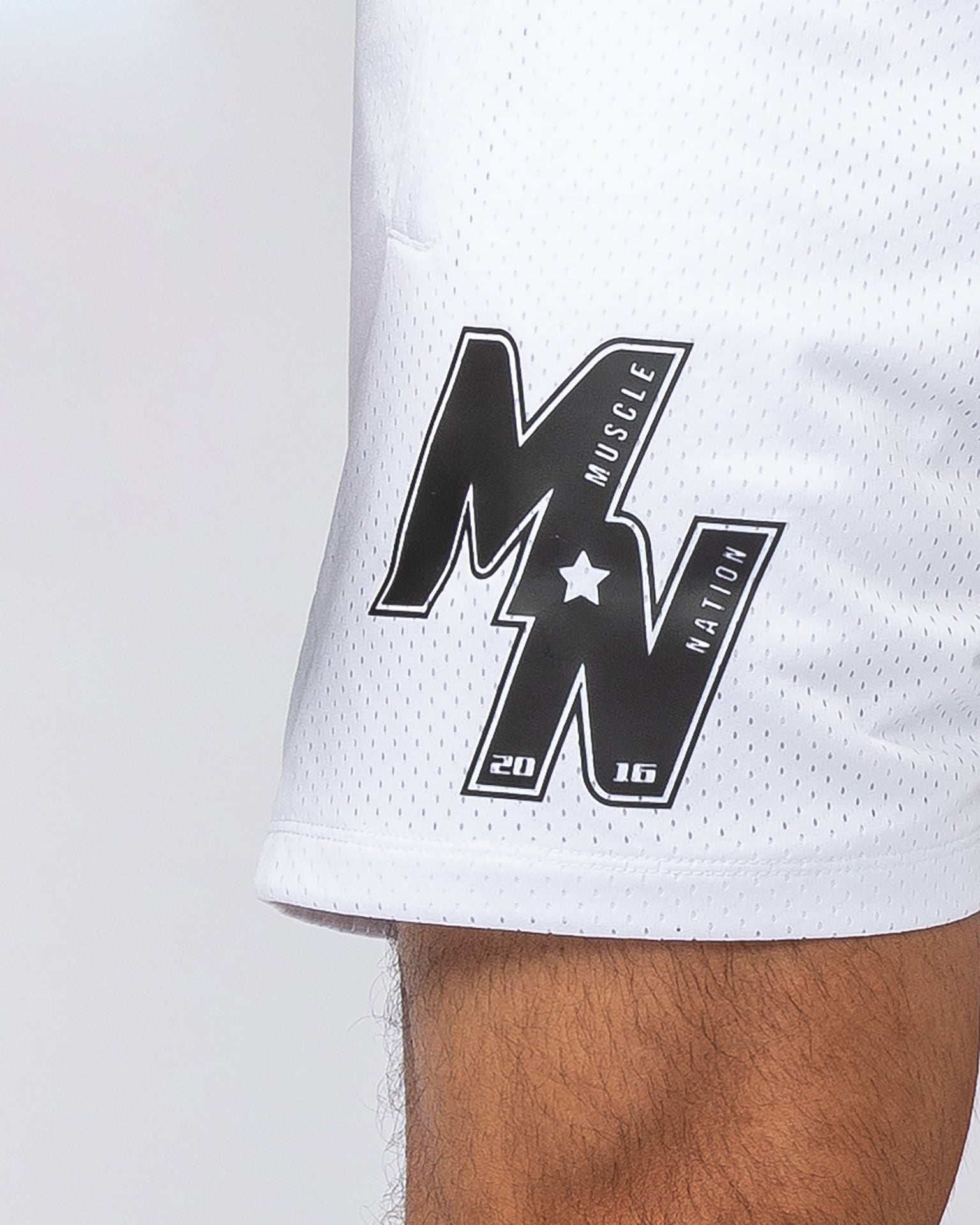 Throwback Lay Up 3.5" Shorts - White-Shorts-S-092415WHT-S-MNAPPRL40097-4-Muscle Nation