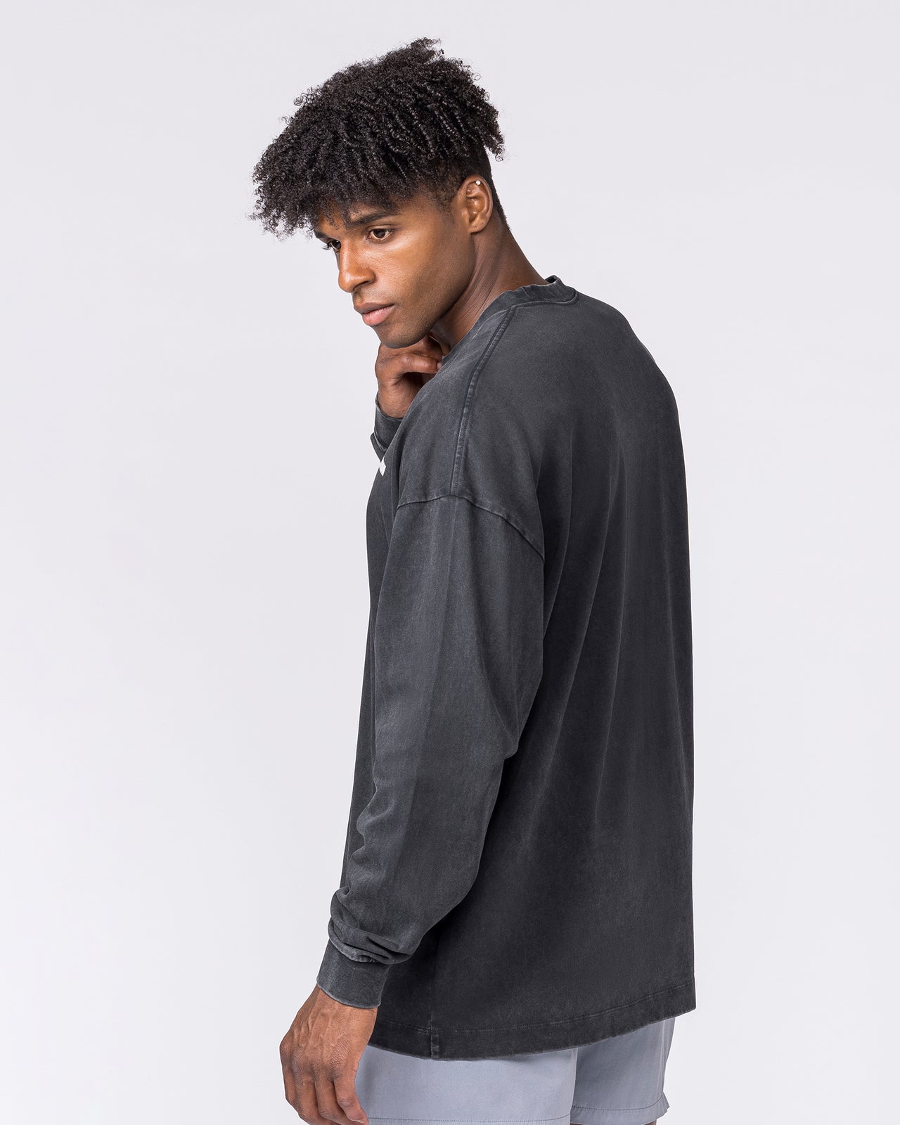 Essential Oversized Long Sleeve Vintage Tee - Washed Black-Long Sleeve T-Shirts-XS-032640WSHBLK-XS-MNAPPRL49669-2-Muscle Nation