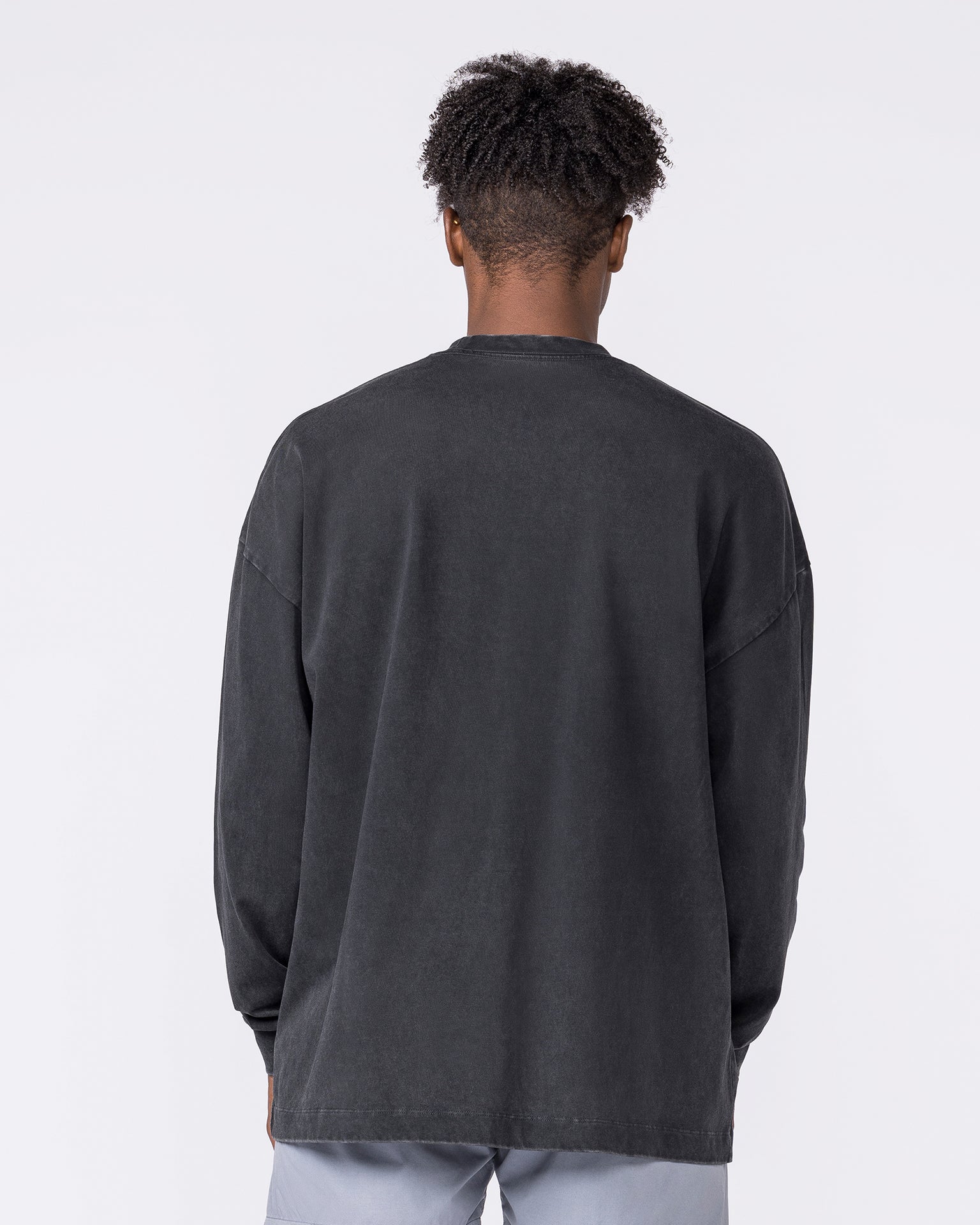 Essential Oversized Long Sleeve Vintage Tee - Washed Black-Long Sleeve T-Shirts-XS-032640WSHBLK-XS-MNAPPRL49669-4-Muscle Nation