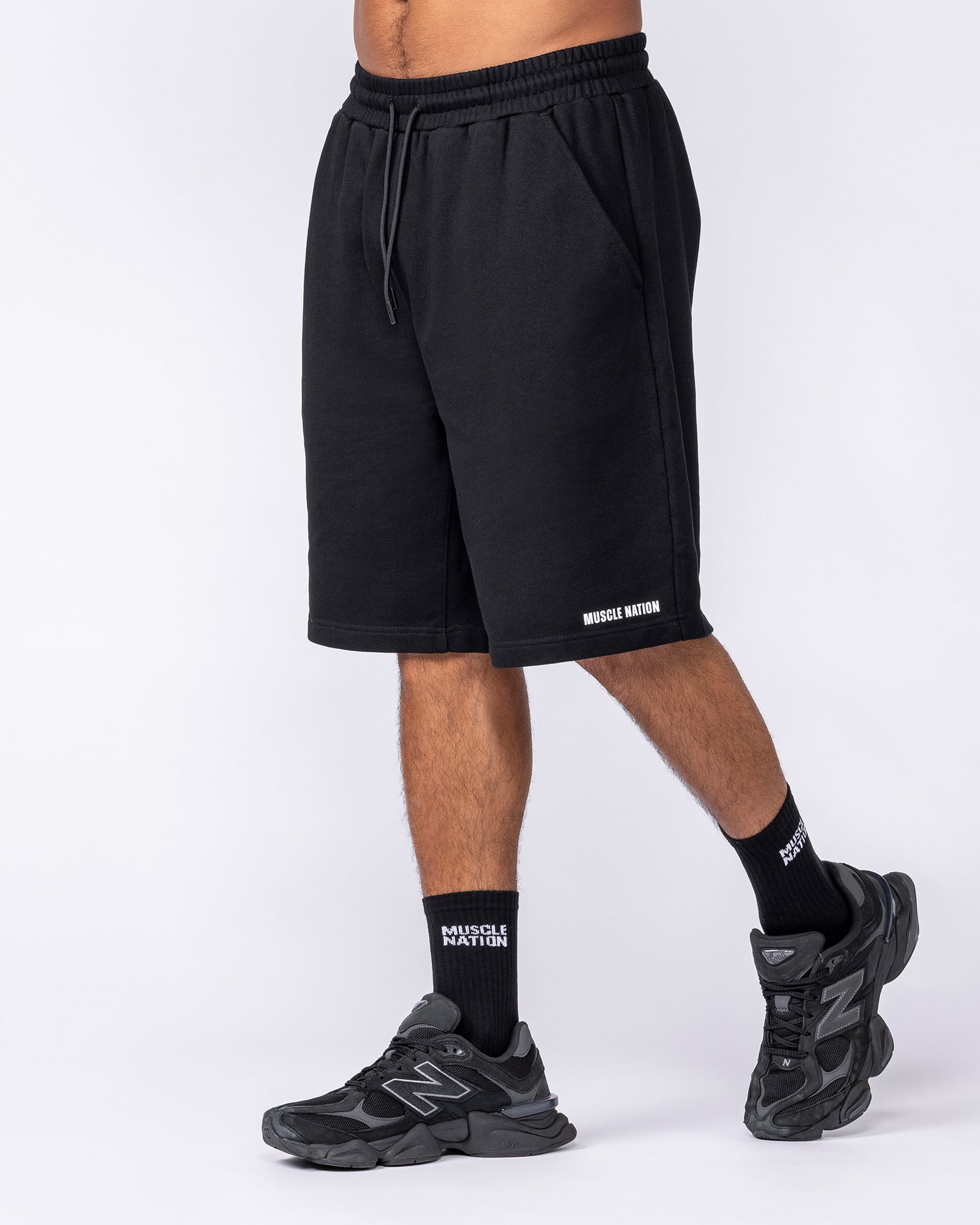 Essential Wide Sweat 9" Shorts - Black