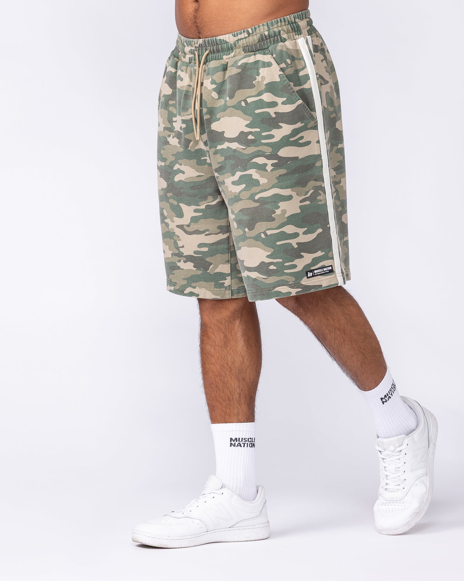 Essential Wide Sweat 9" Shorts - Washed Camo