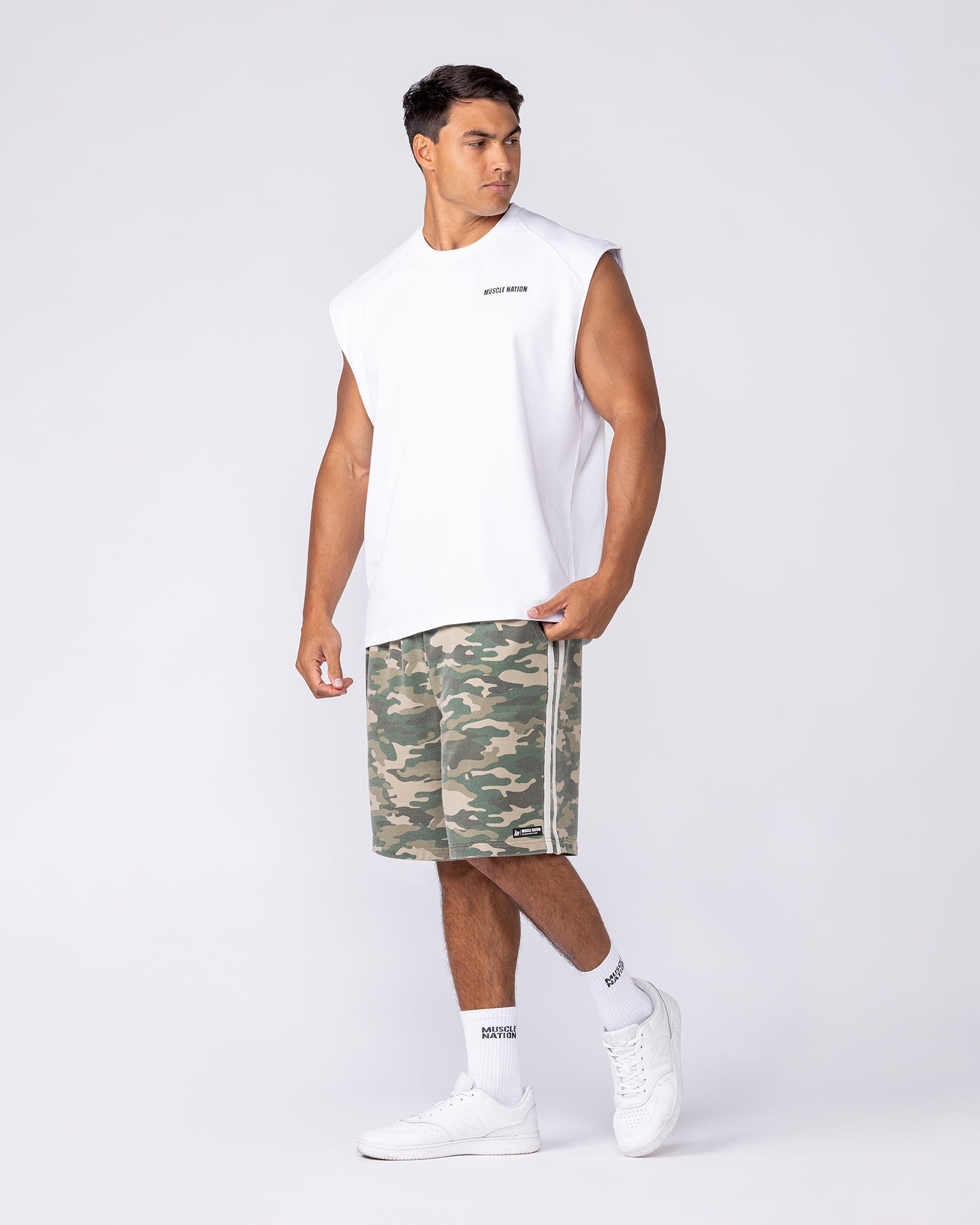 Essential Wide Sweat 9" Shorts - Washed Camo