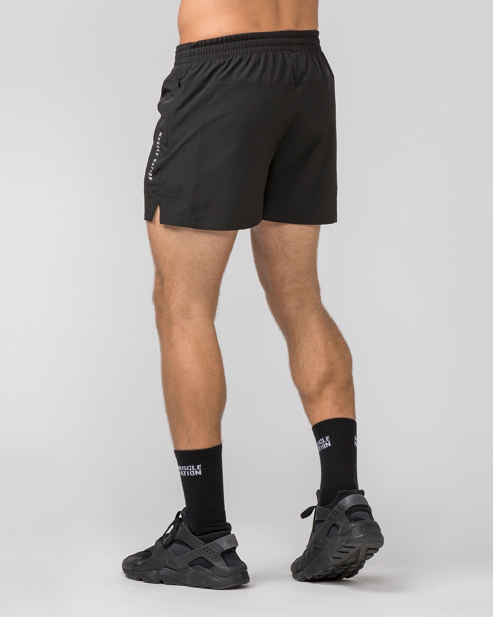 Streamline Training Shorts - Black