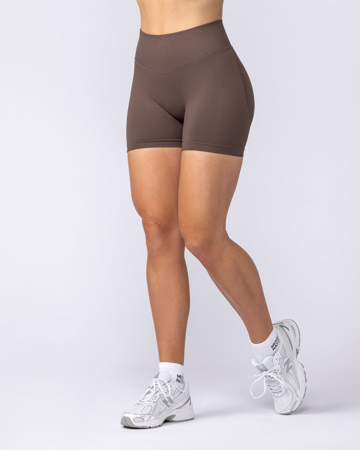 Revealed Seamless Midway Shorts - Hot Chocolate