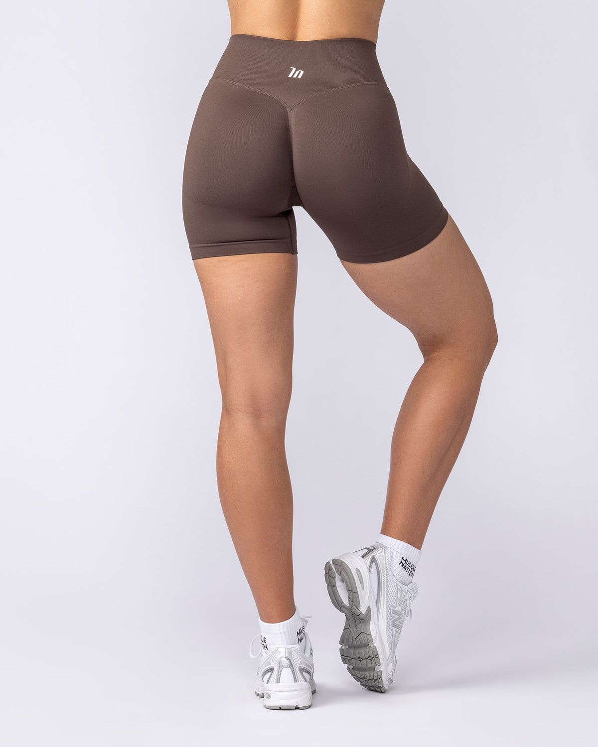 Revealed Seamless Midway Shorts - Hot Chocolate