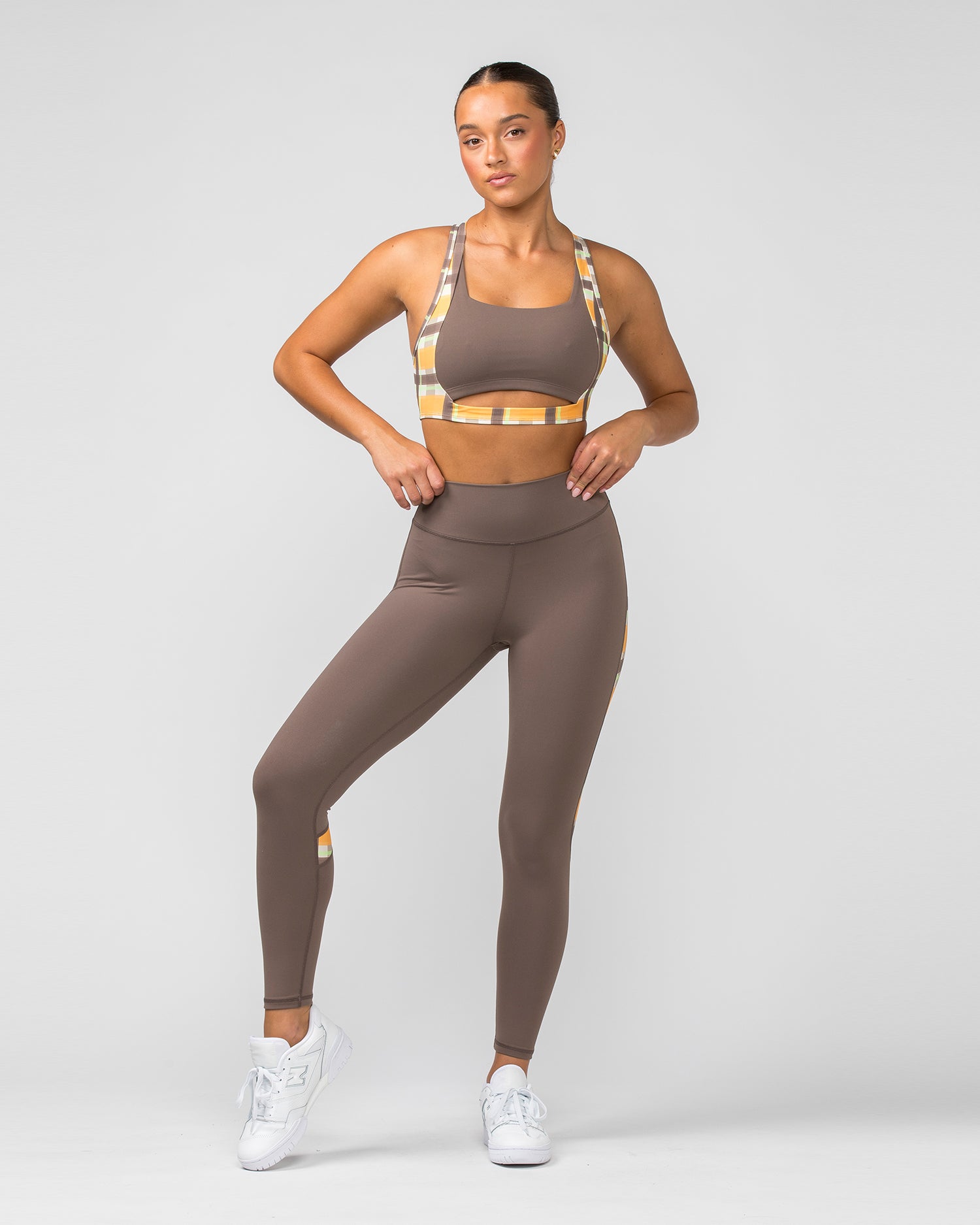Sunlight Signature Scrunch Ankle Length Leggings - Taupe - Muscle