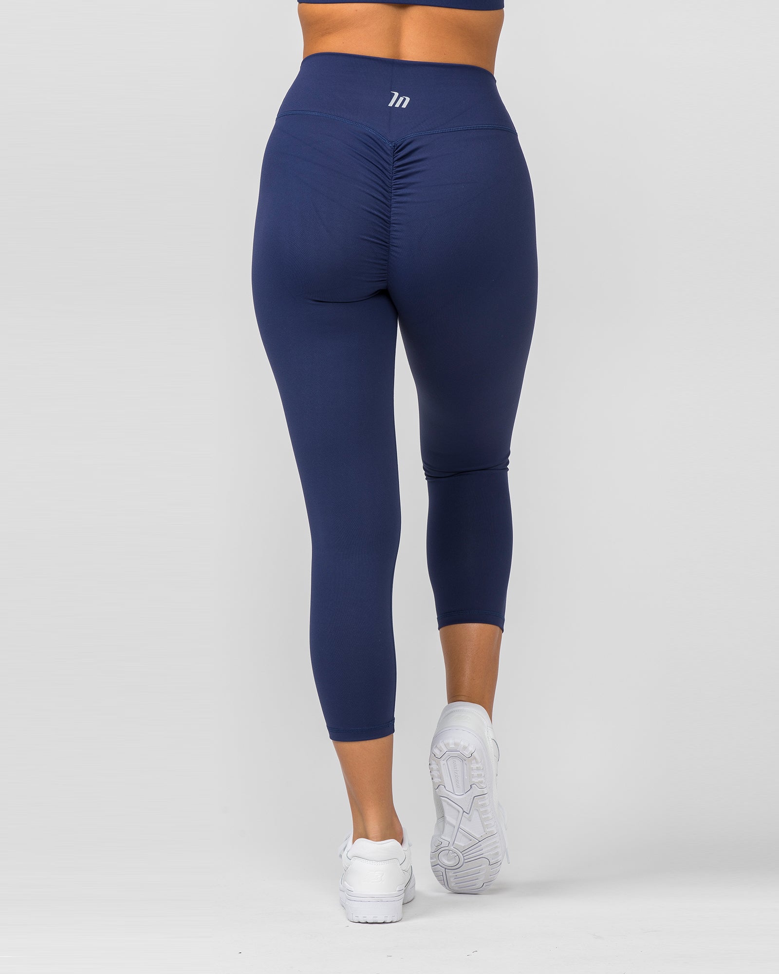 Signature Scrunch 7/8 Leggings - Ink