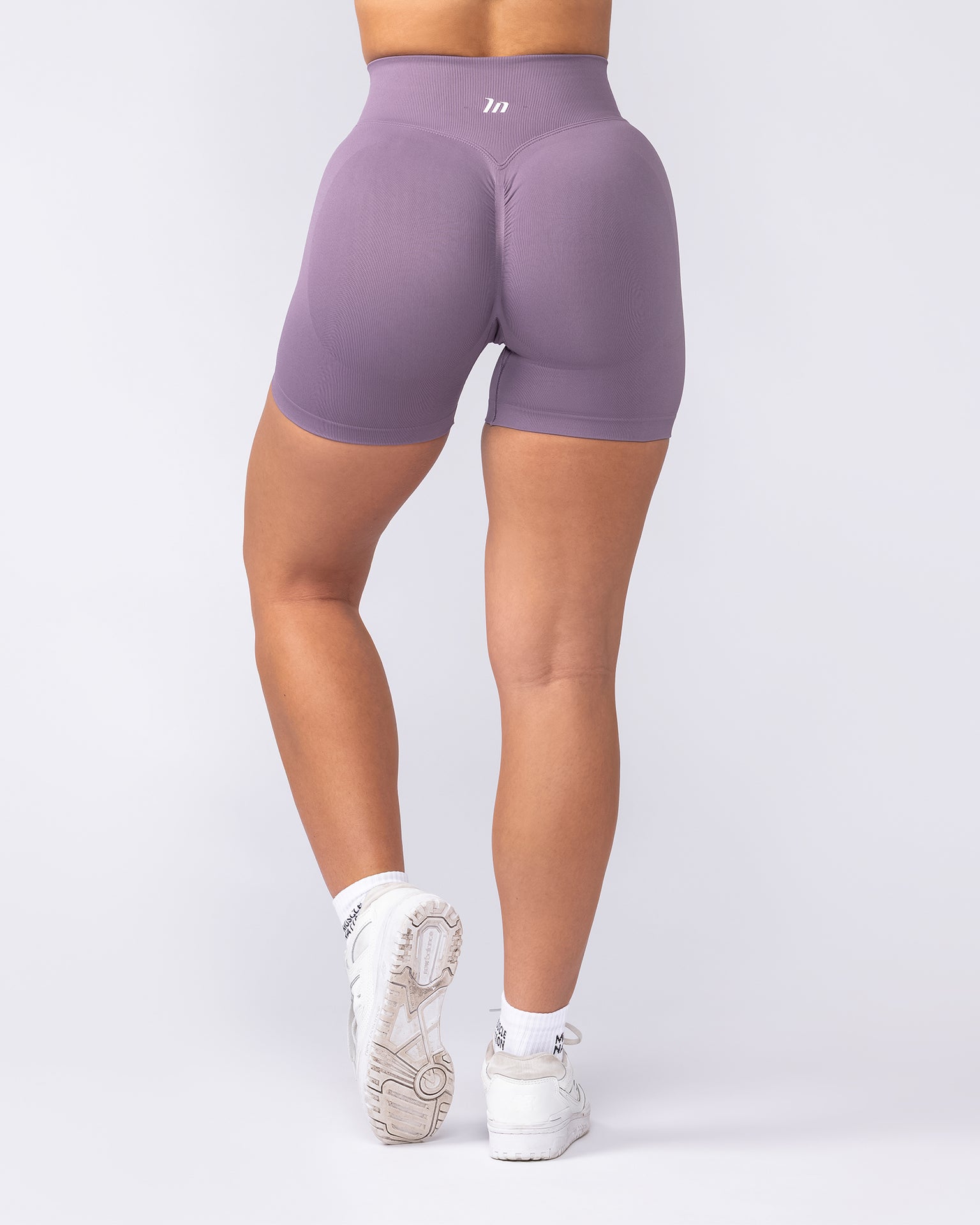Sculpt Seamless Midway Shorts - Dark Thistle