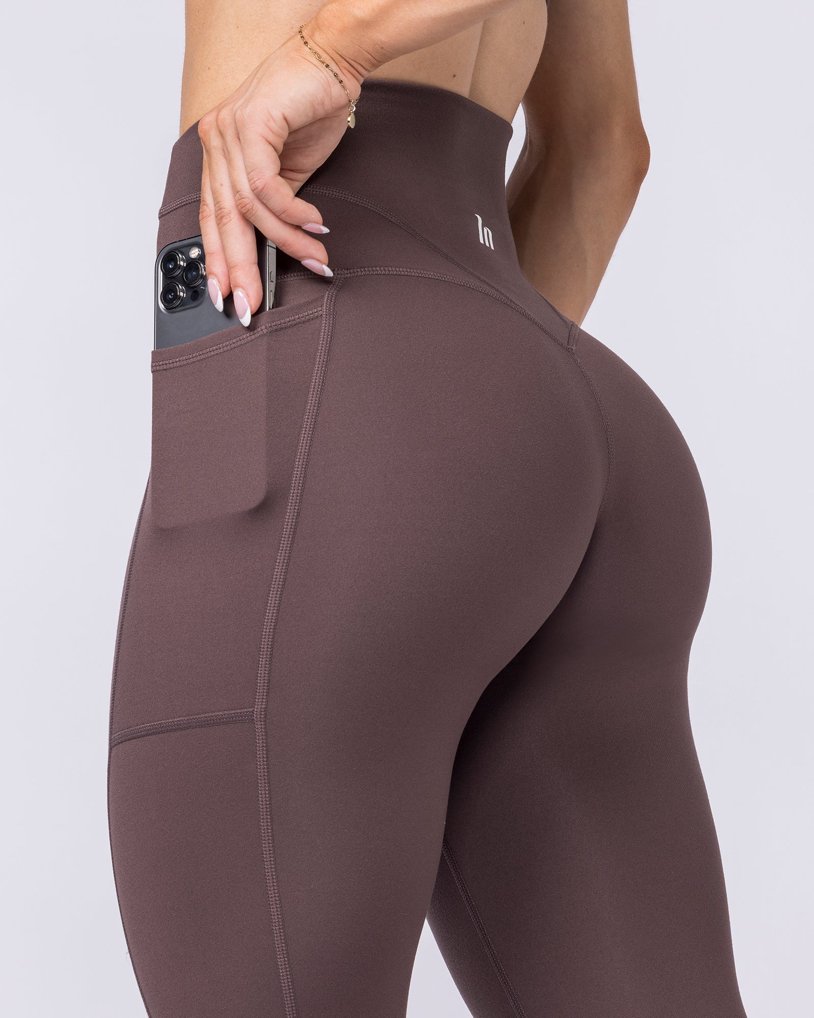 Unrivalled Everyday Pocket Ankle Leggings - Cola-Leggings-XXS-022611COLA-XXS-MNAPPRL48506-5-Muscle Nation