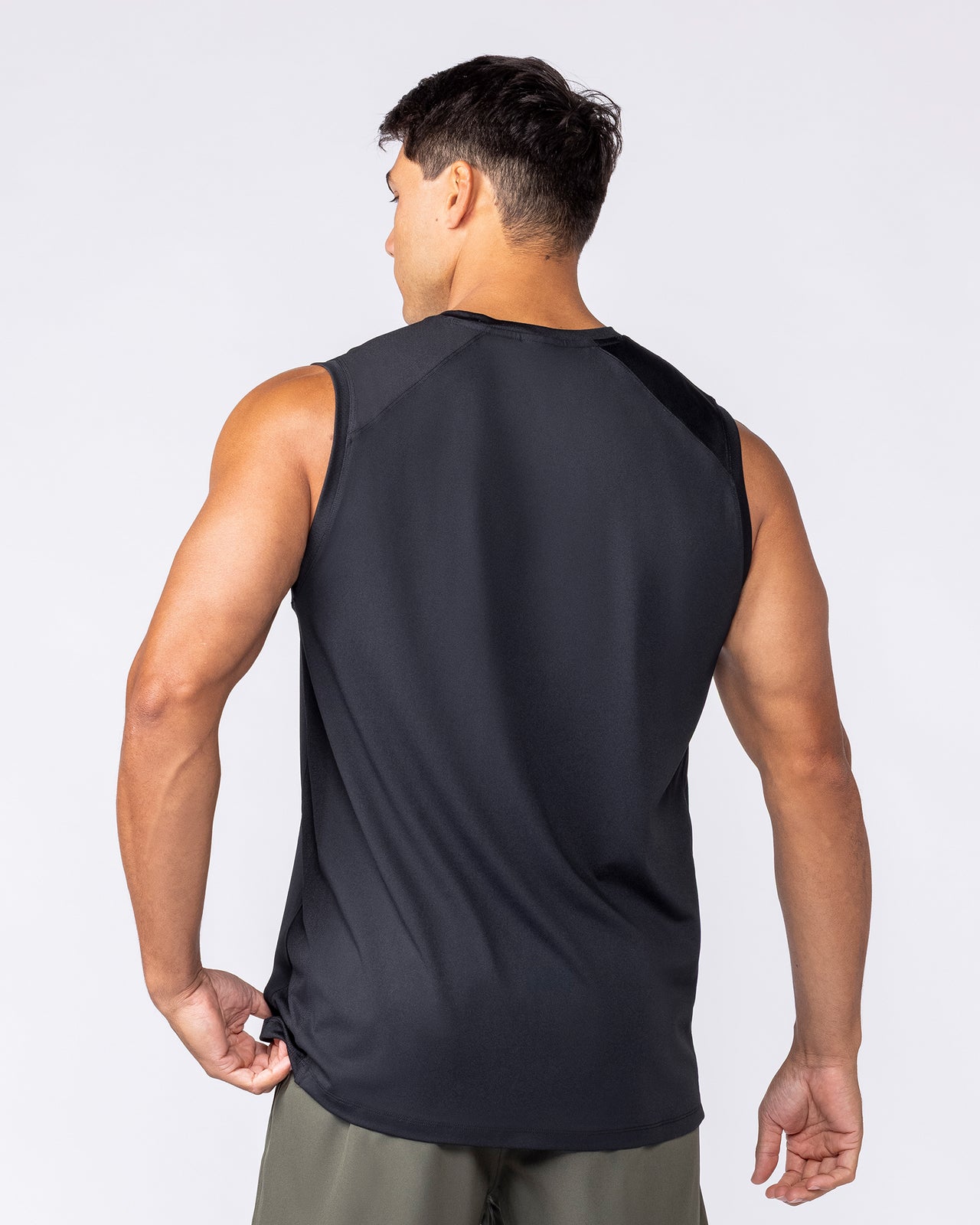 Ventilation Tank - Black