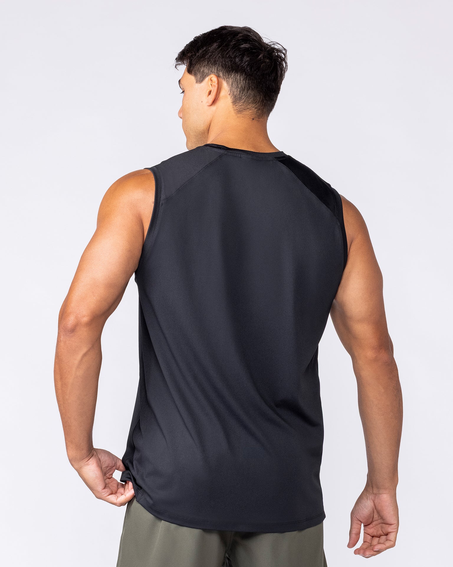Ventilation Tank - Black