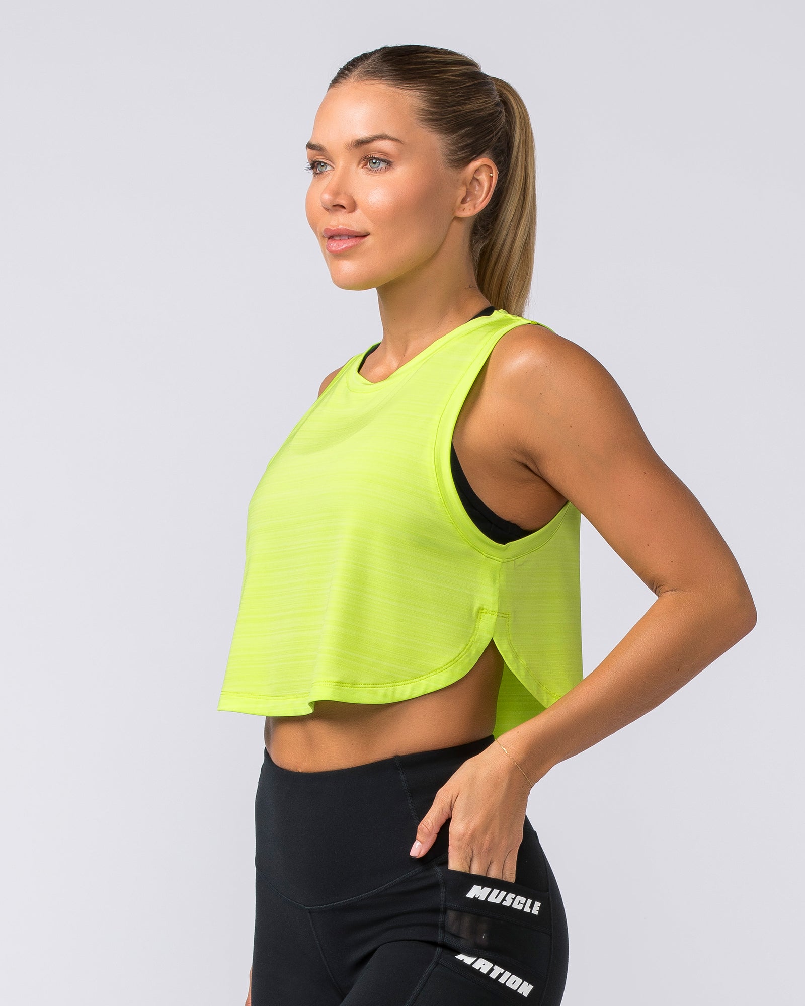 Ignite Cropped Training Tank - Cyber Lime