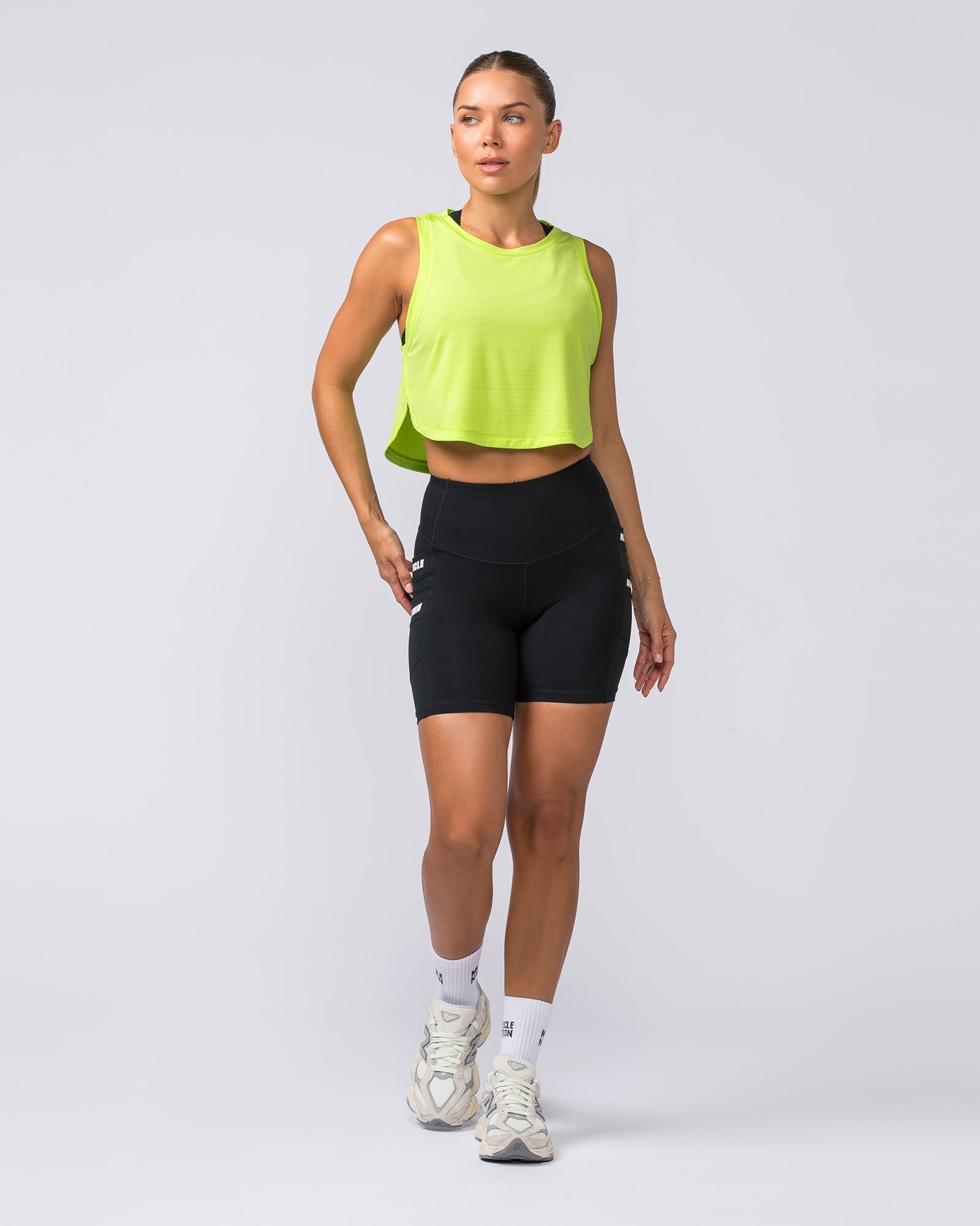 Ignite Cropped Training Tank - Cyber Lime