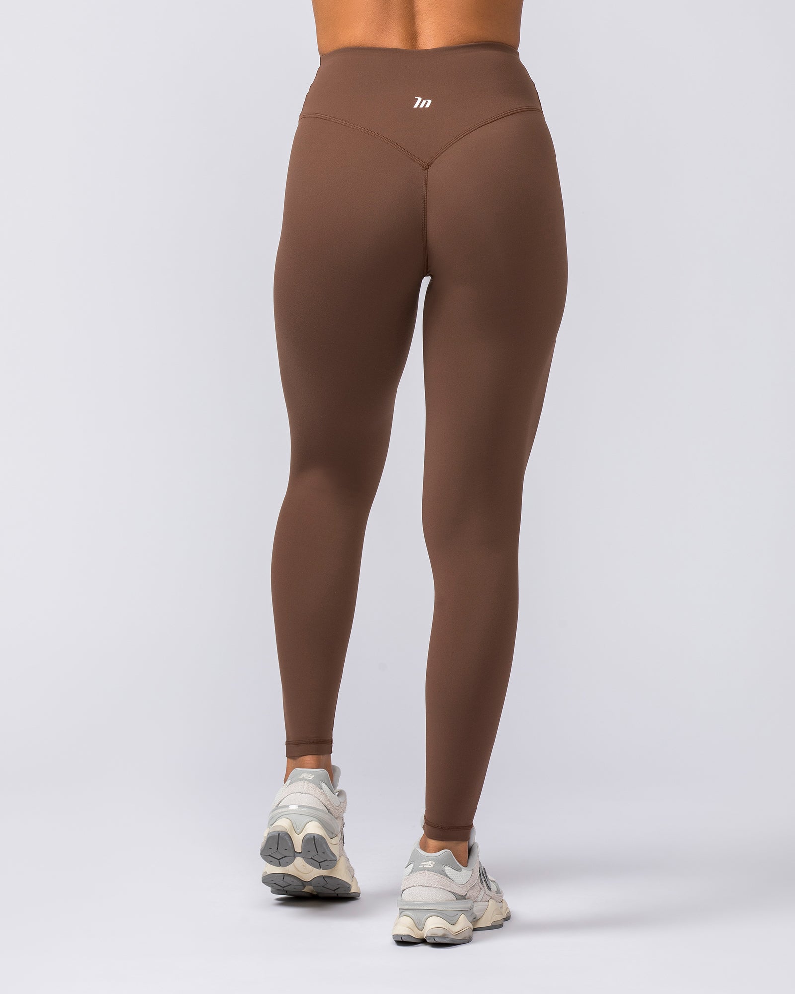 Ultra Aura Ankle Length Leggings - Fudge