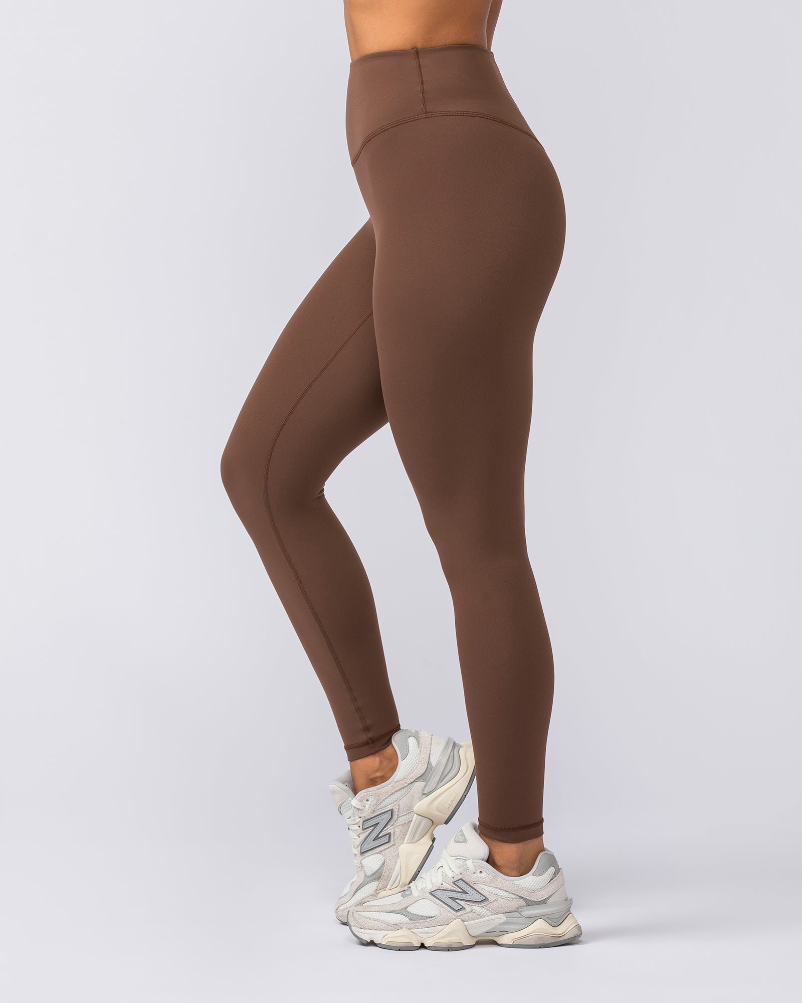 Ultra Aura Ankle Length Leggings - Fudge