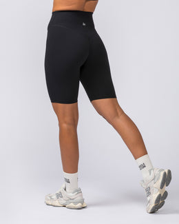 Ultra Aura Referee Shorts - Black