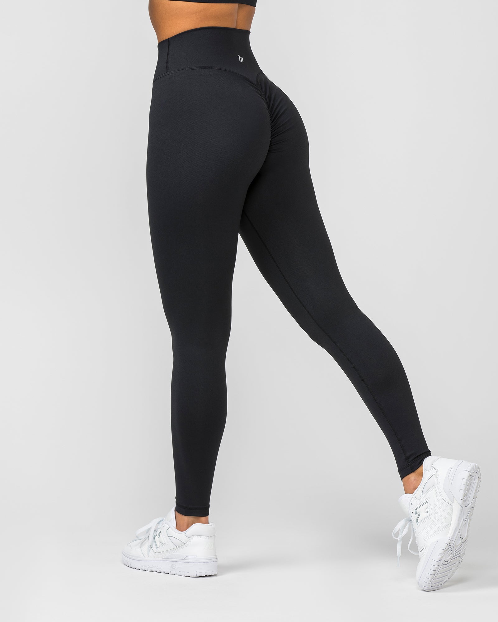 Signature Full Length Scrunch Leggings - Black