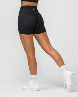 Signature Scrunch Midway Shorts Black - Muscle Nation women's gym shorts