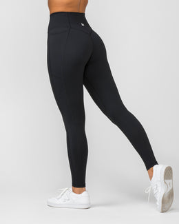 Agility Pocket Ankle Length Leggings - Black