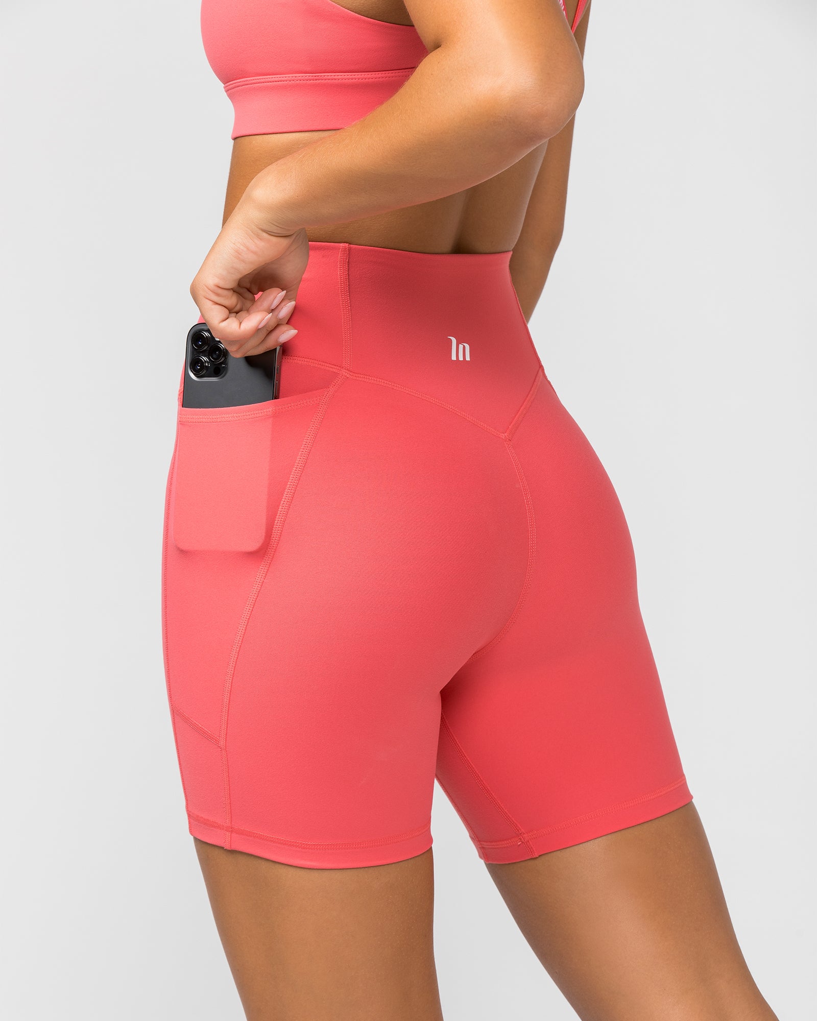 Agility Pocket Bike Shorts - Peach Orange