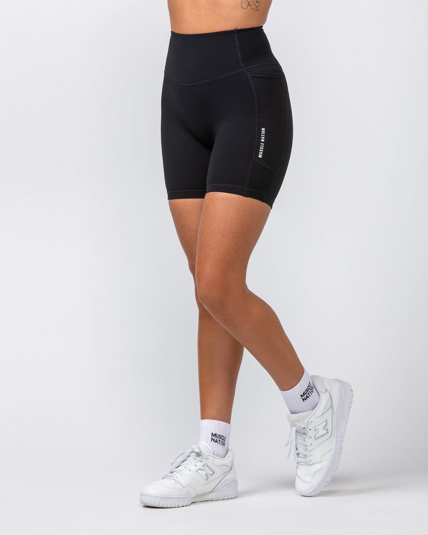 Agility Aura Pocket Bike Shorts Black - Muscle Nation women's bike shorts