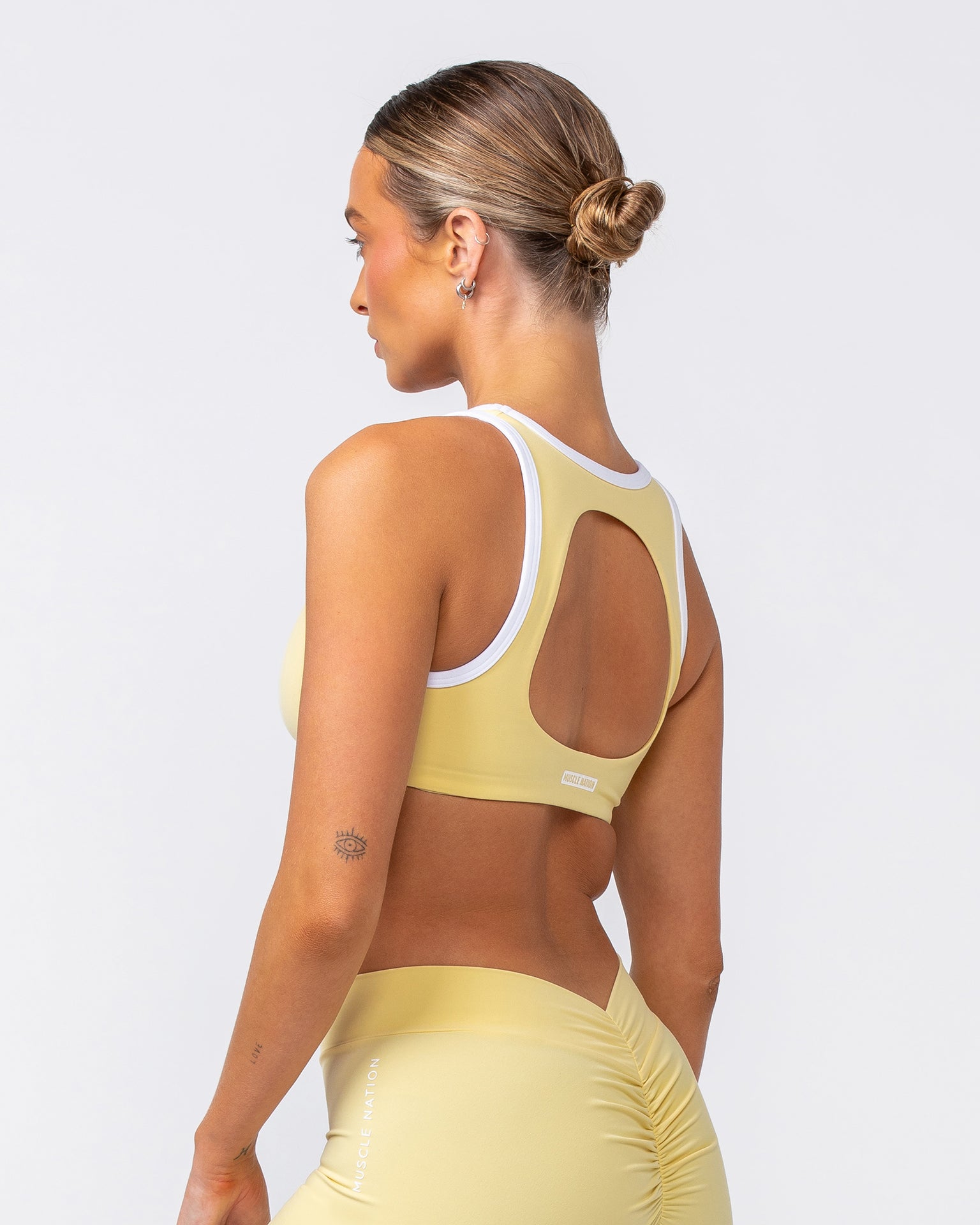 Contrast Bralette - Panna Cotta-Bralettes-XS-082417PANCOT-XS-MNAPPRL32064-4-Muscle Nation