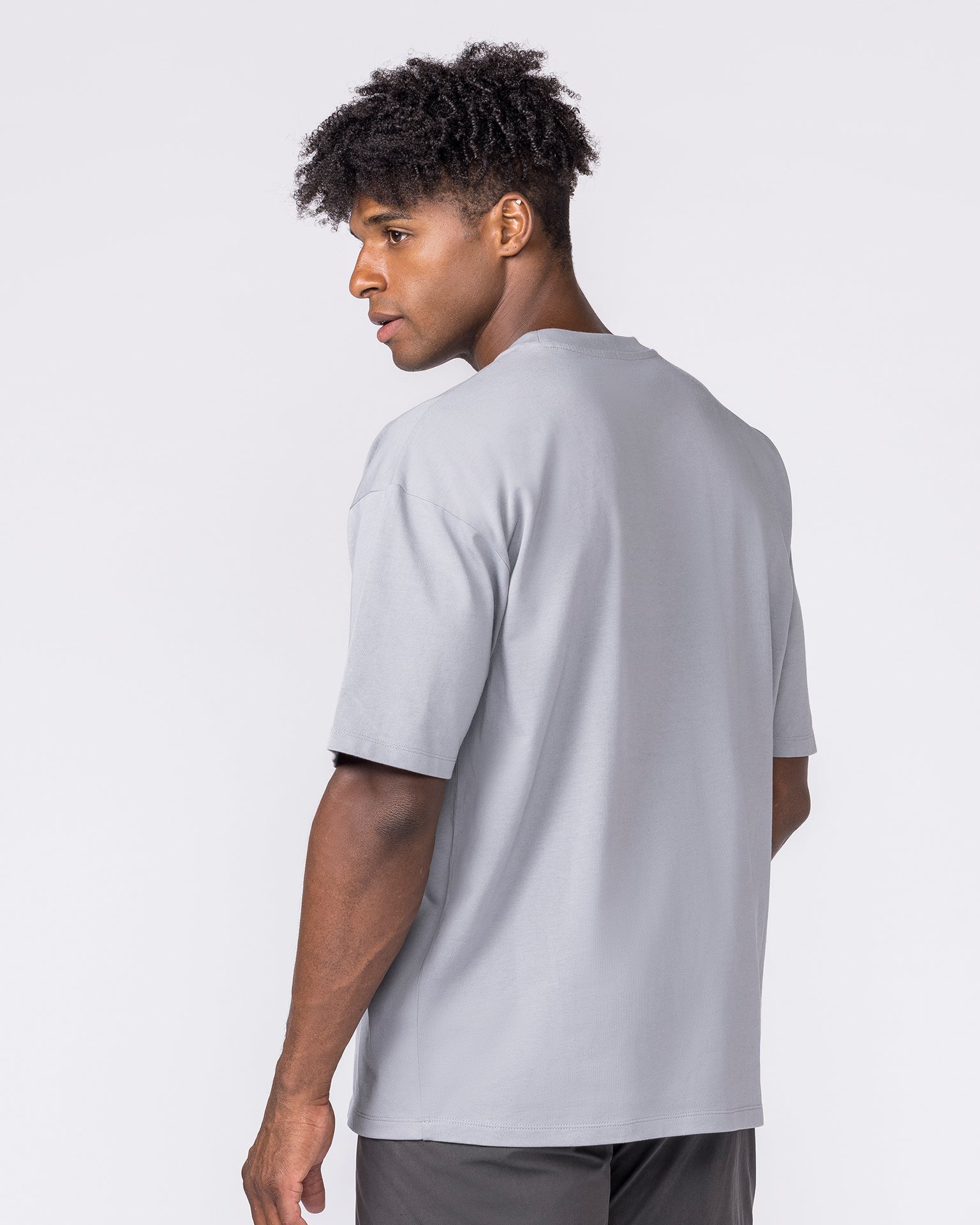 Worldclass Oversized Tee in Washed Cement - Muscle Nation men's gym tee, view 2