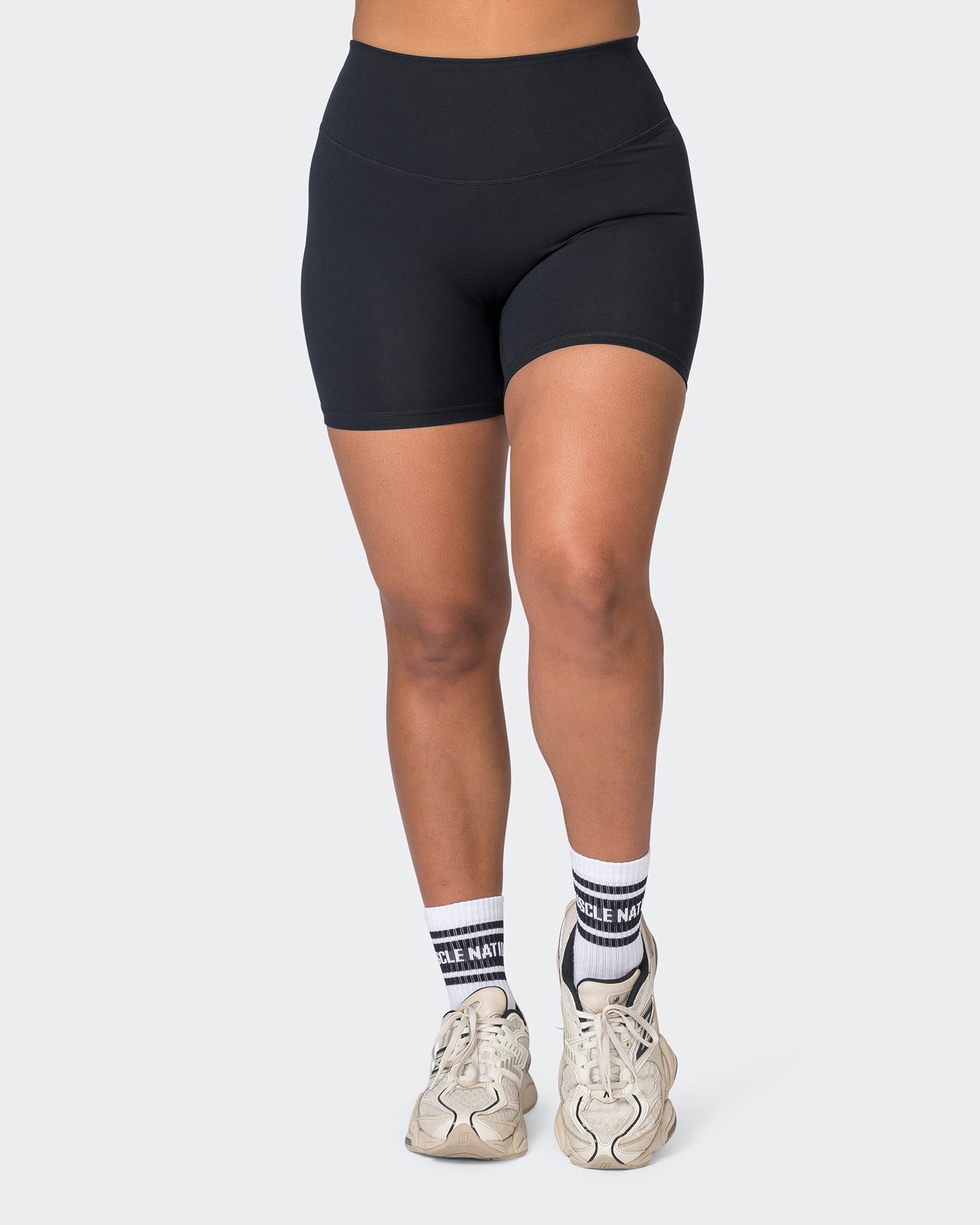 Ultra Everyday Midway Shorts - Black