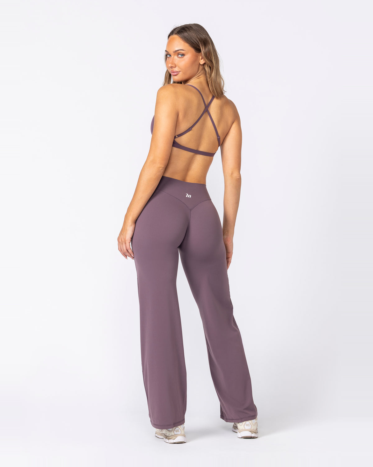 Aura Straight Leg Leggings Regular - Dark Thistle