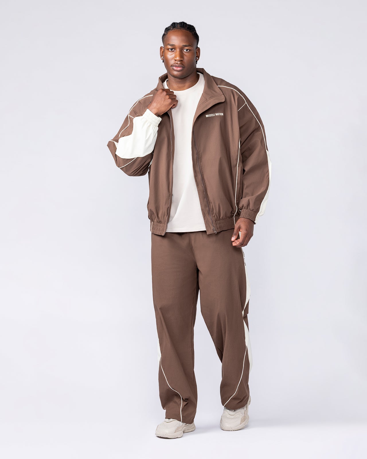 Command Windbreaker Zip Through - Brown