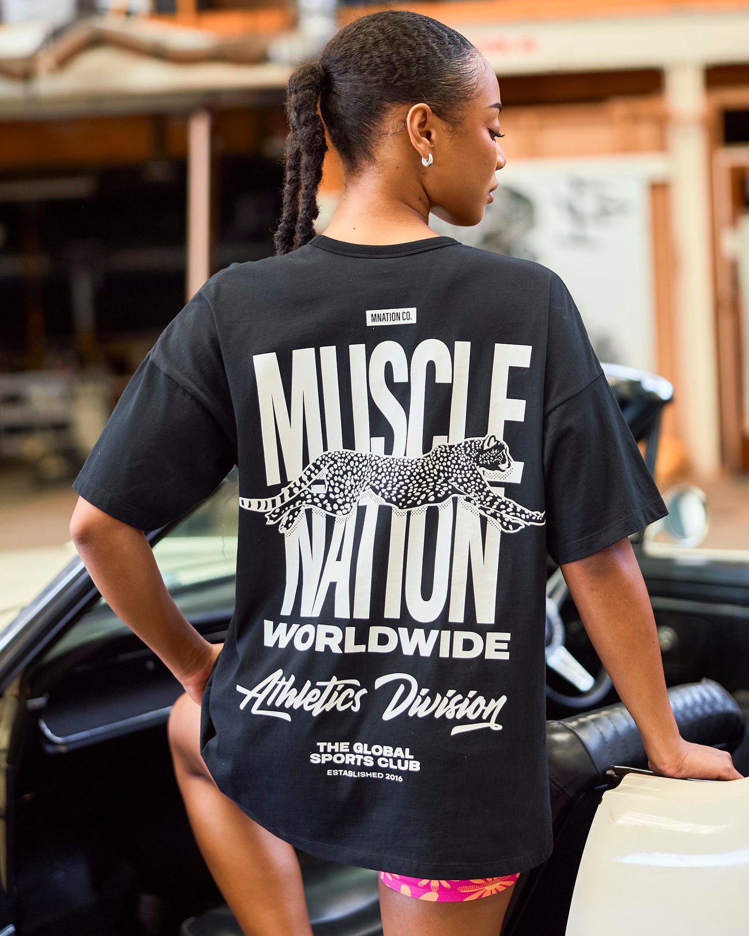 Pounce Oversized Tee Black - Muscle Nation women's gym tee