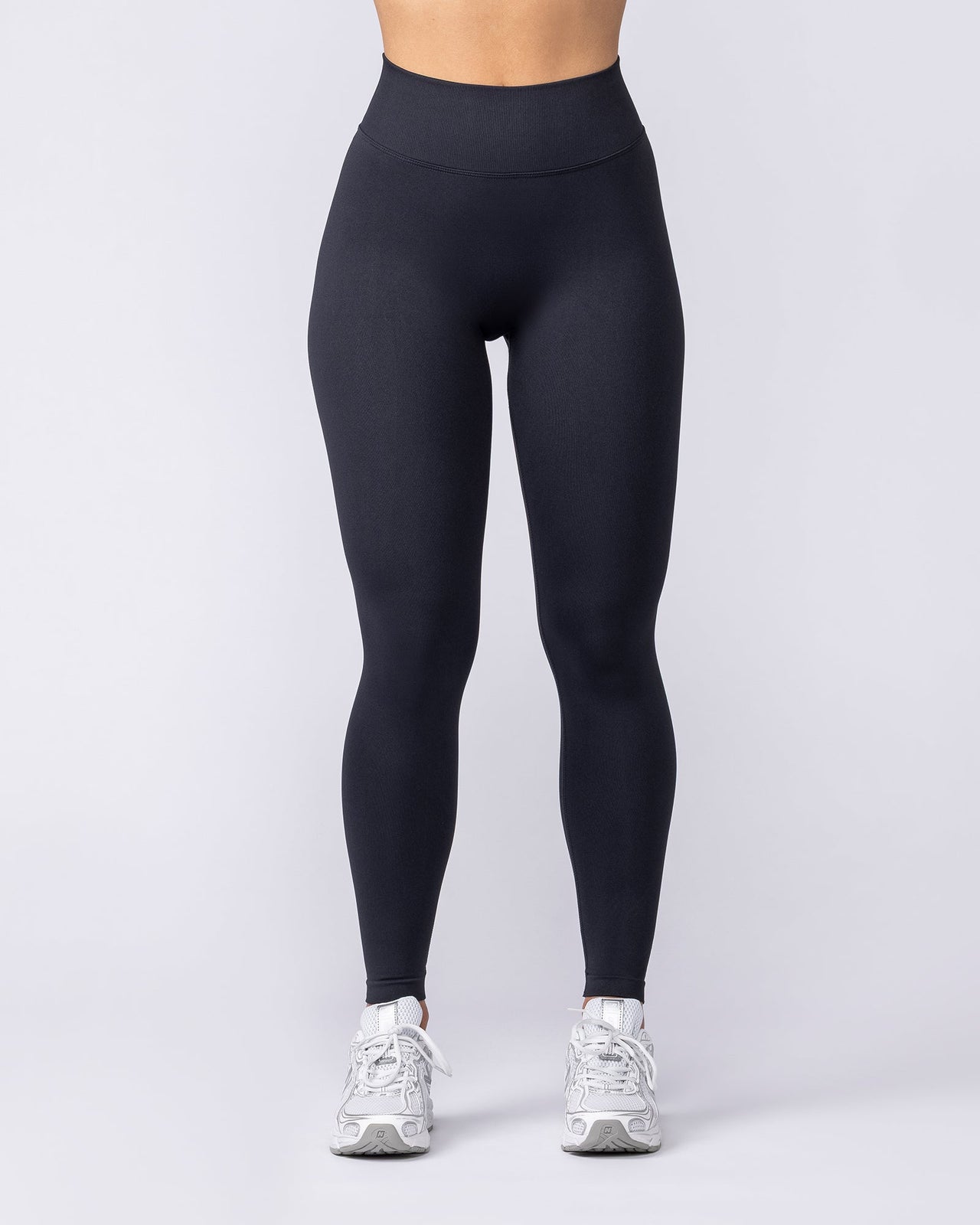 Revealed Seamless Ankle Length Leggings - Black