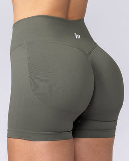 Revealed Seamless Midway Shorts - Eucalyptus