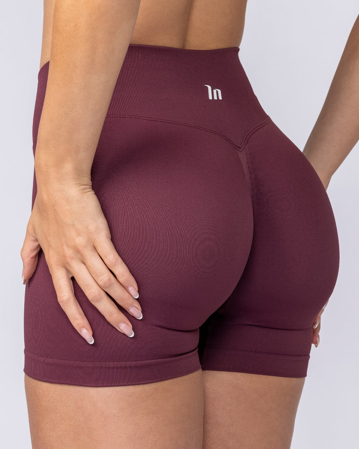 Revealed Seamless Midway Shorts - Wine