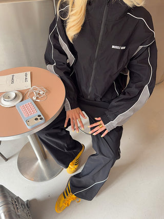 WOMENS-1