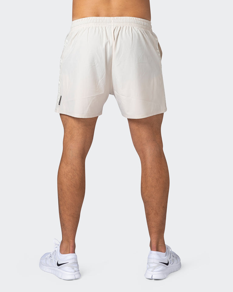 Function 4" Shorts - Cream